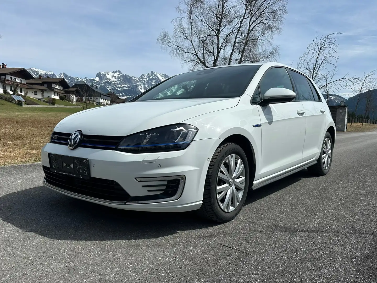 Volkswagen Golf GTE VII E Golf 7 GTE Edition -PlugIN Hybrid GTI GTE Weiß - 1