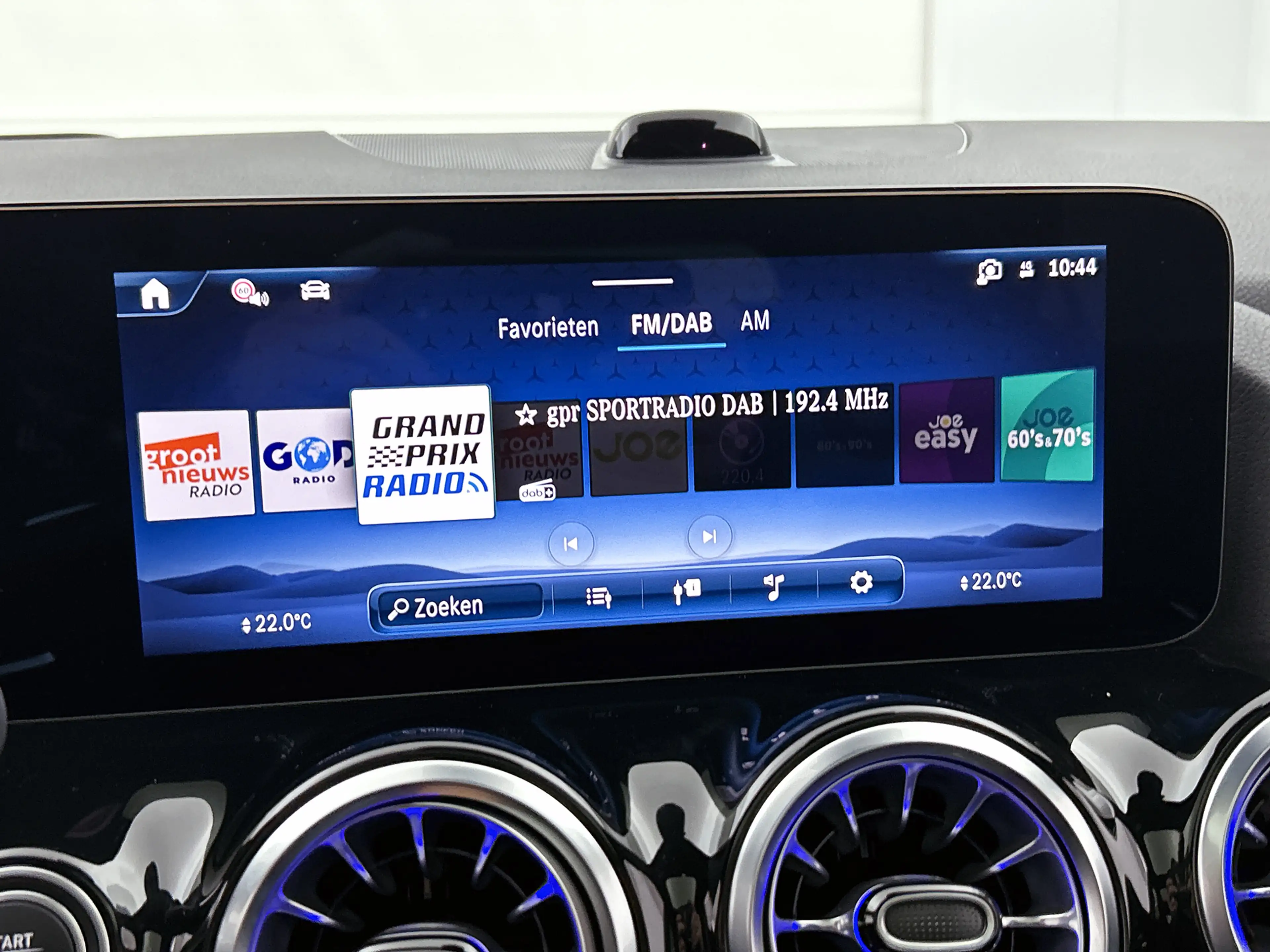Mercedes-Benz GLA 180 Business Solution AMG | Premium Plus pakket | Nigh — photo 9