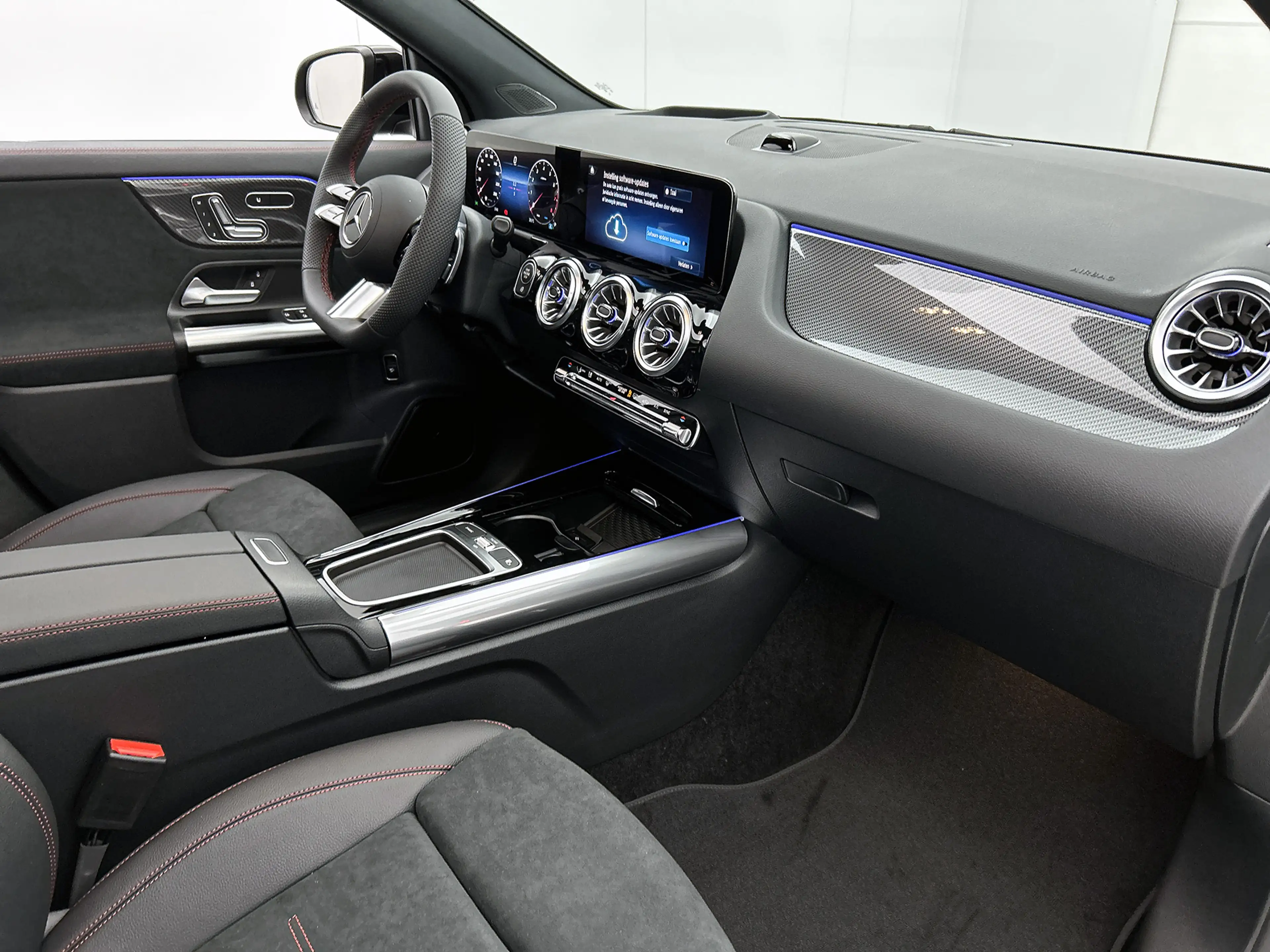 Mercedes-Benz GLA 180 Business Solution AMG | Premium Plus pakket | Nigh — photo 7