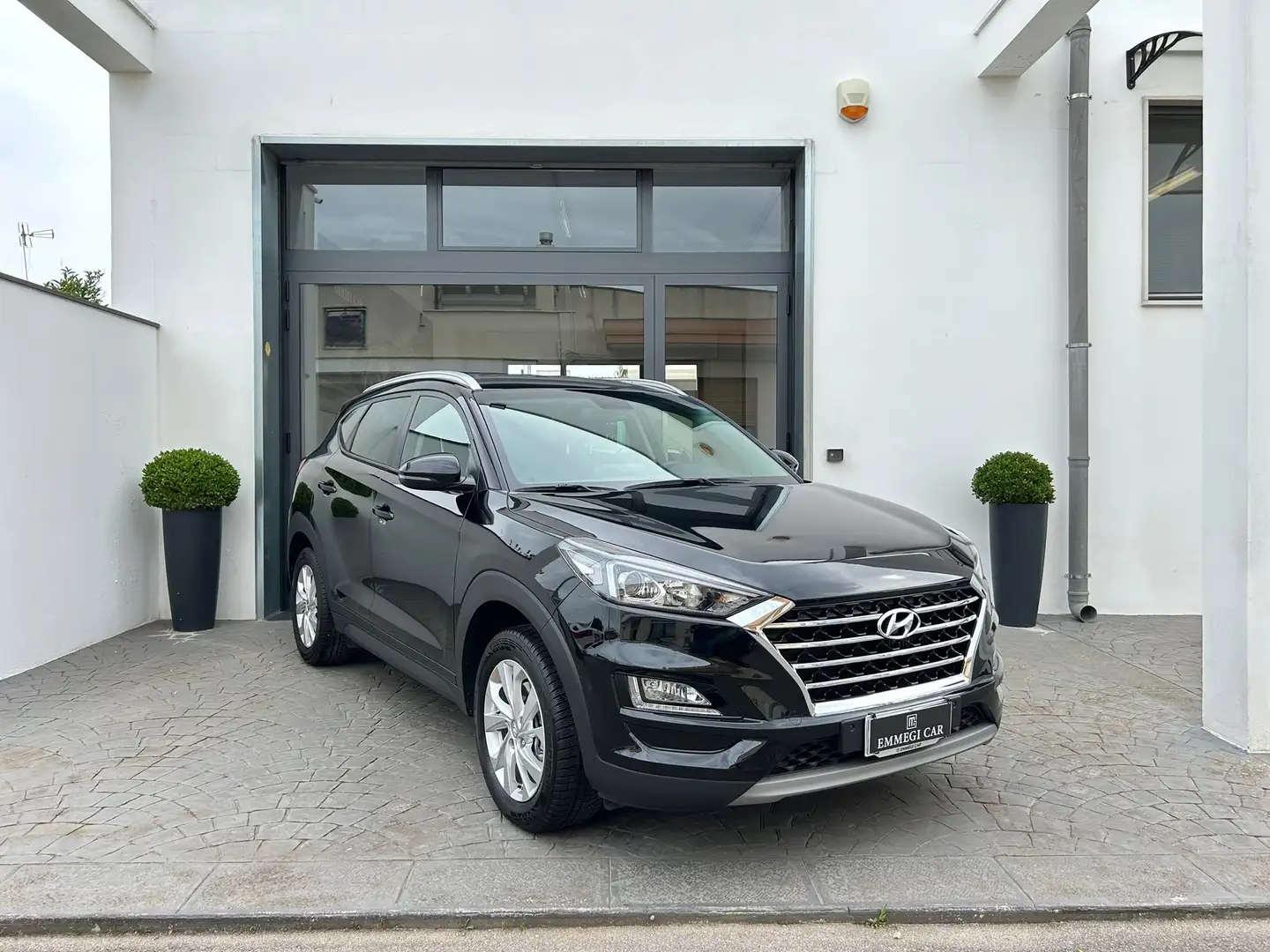 Hyundai TUCSON 1.6 CRDI 85Kw XTECH Km 49.000 - 2019 Noir - 1