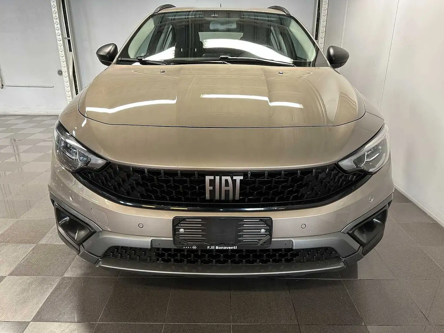 Fiat Tipo 1.0 5 porte City Cross Beige - 2