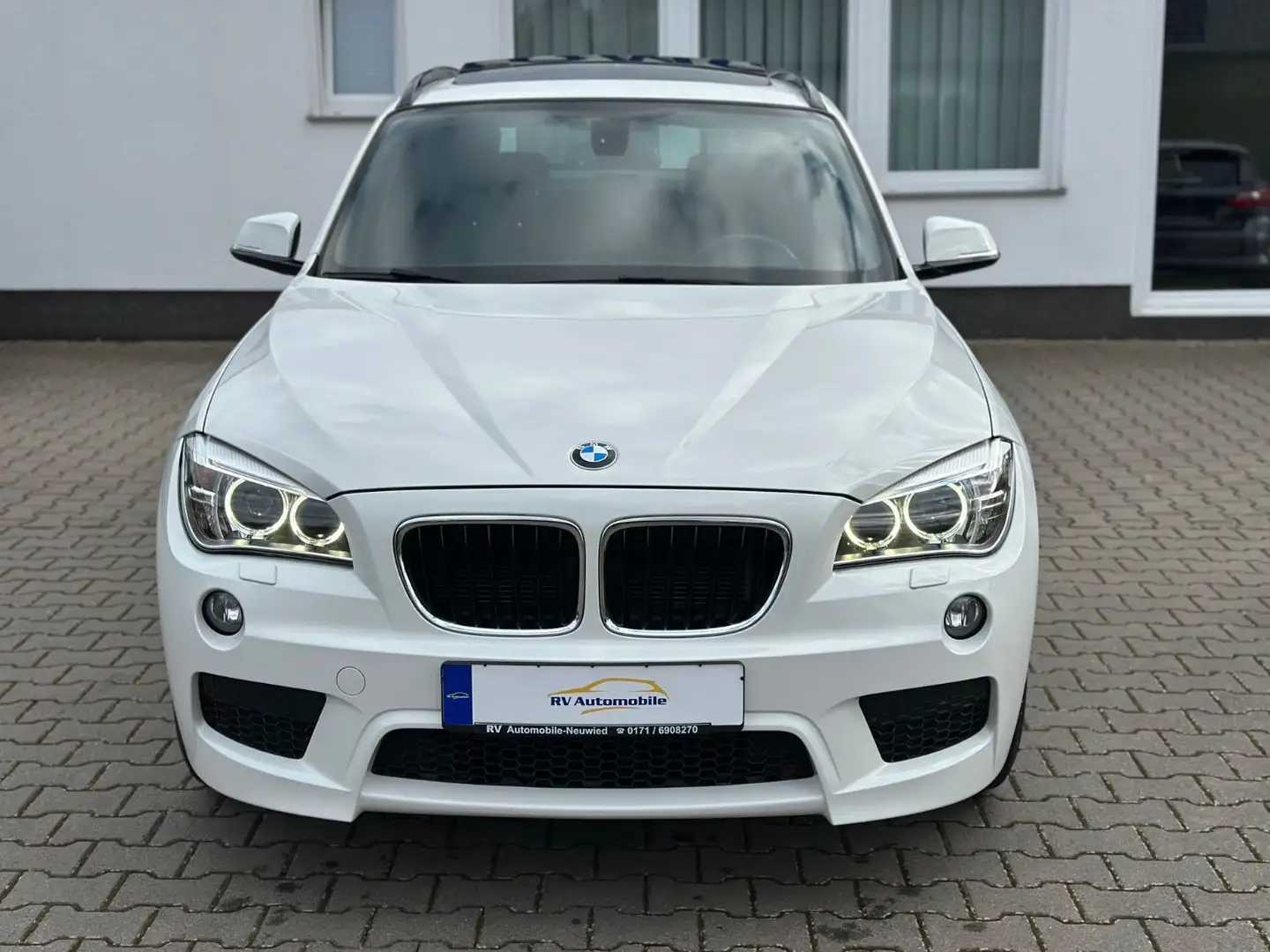 BMW X1 Baureihe X1 20 d xDrive M-SPORTPAKET Weiß - 2