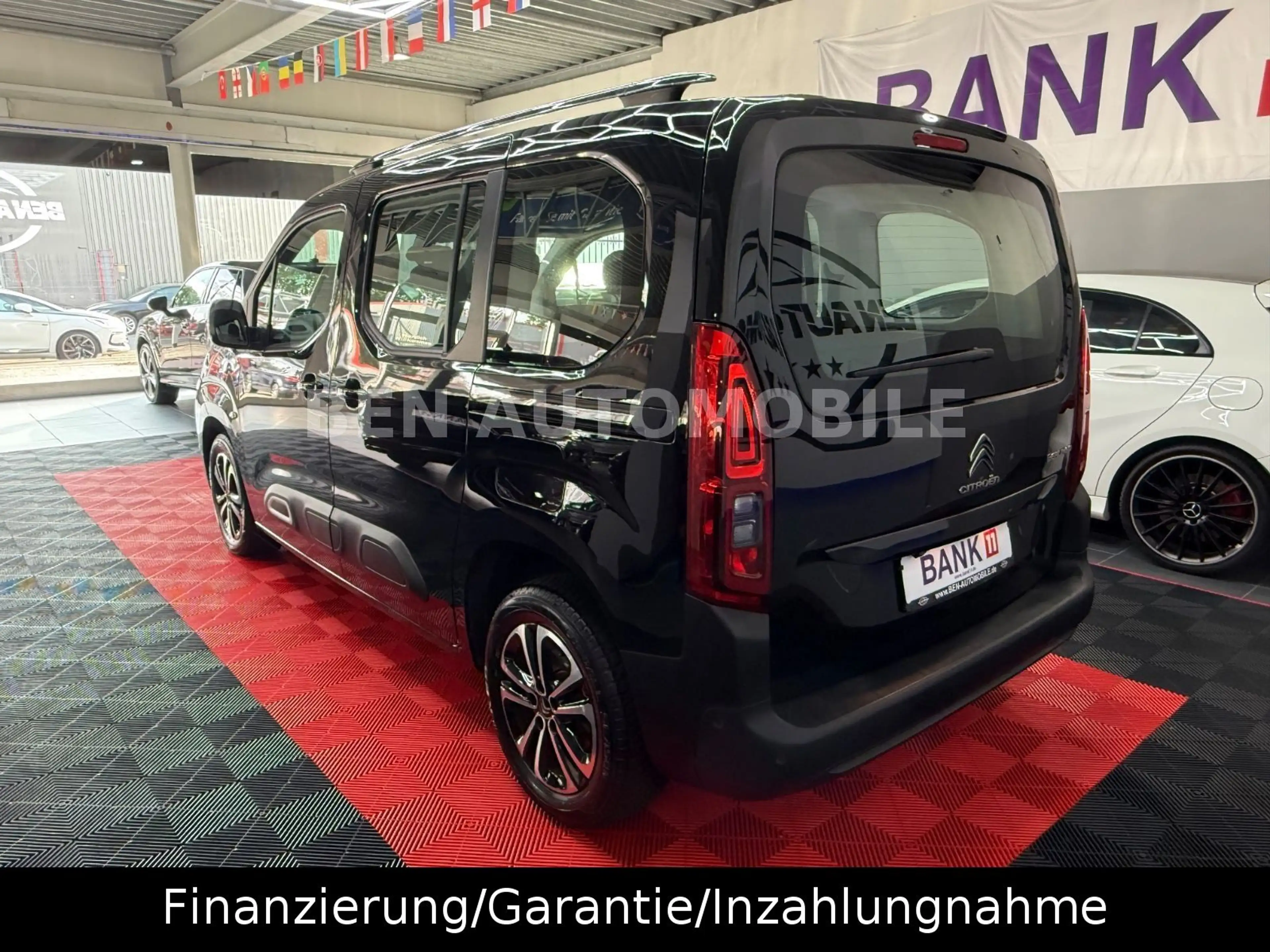 Citroen Berlingo Feel M RFK*NAVI*SHZ*PDC* — photo 13