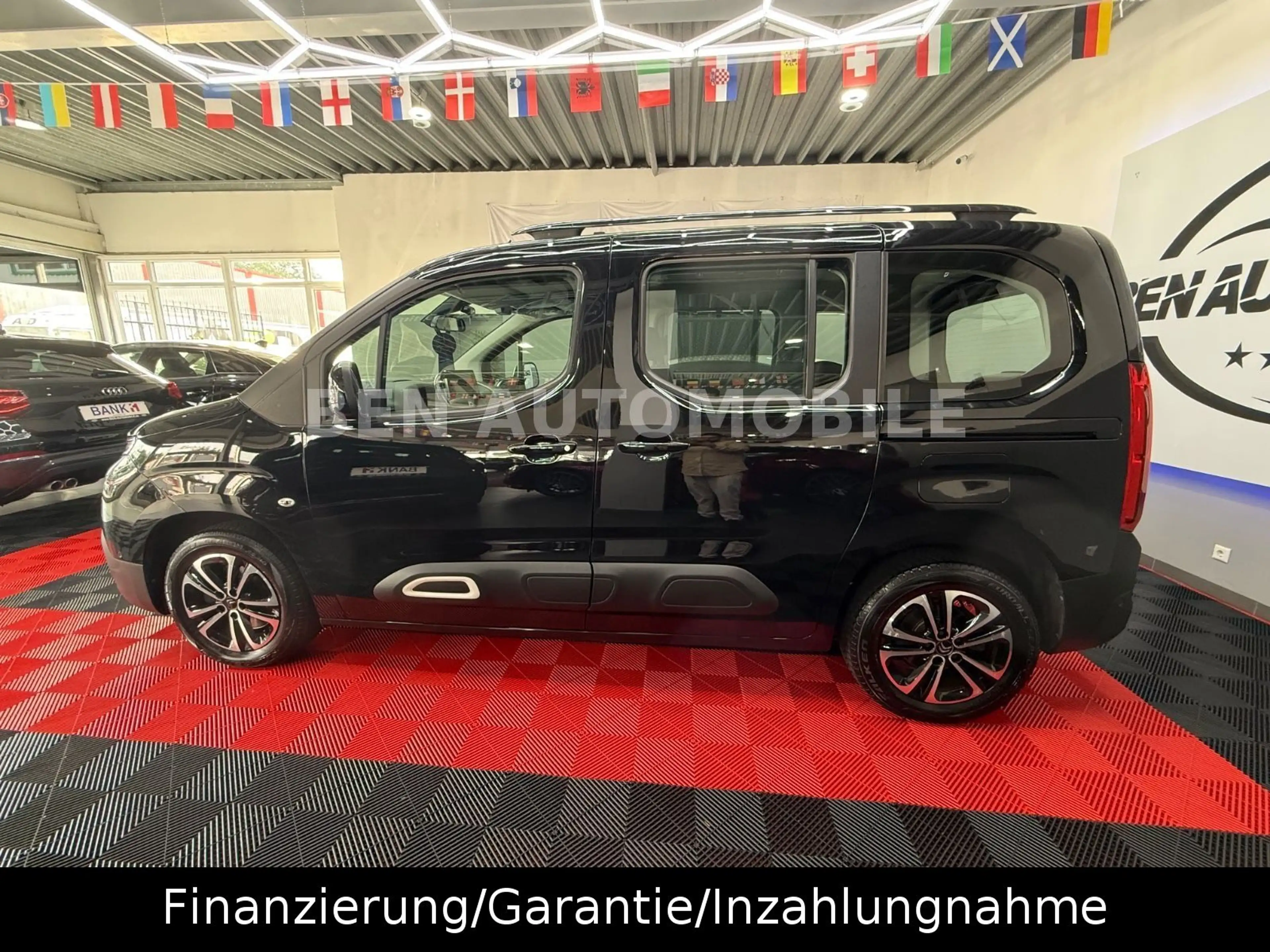 Citroen Berlingo Feel M RFK*NAVI*SHZ*PDC* — photo 9