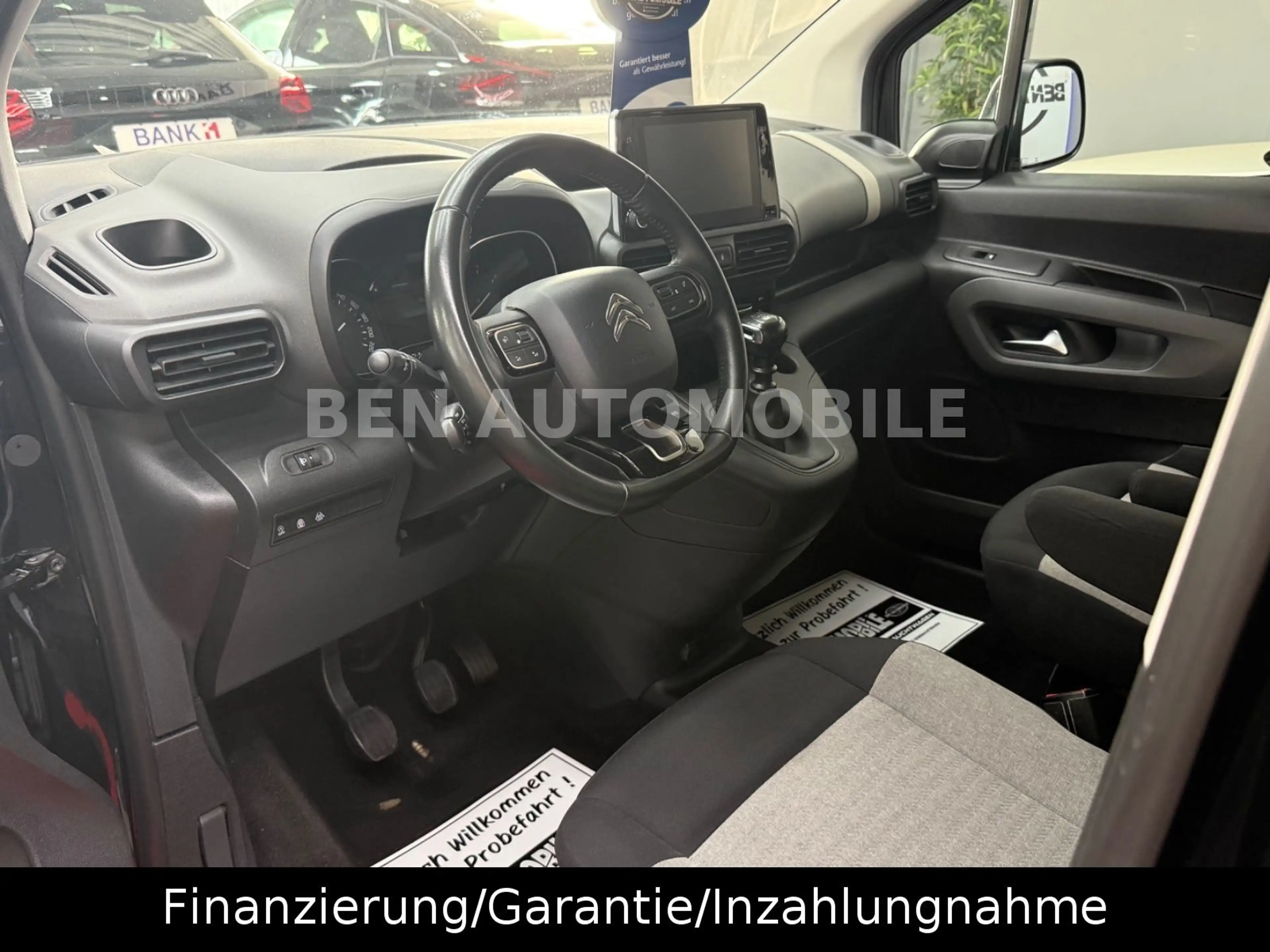 Citroen Berlingo Feel M RFK*NAVI*SHZ*PDC* — photo 4