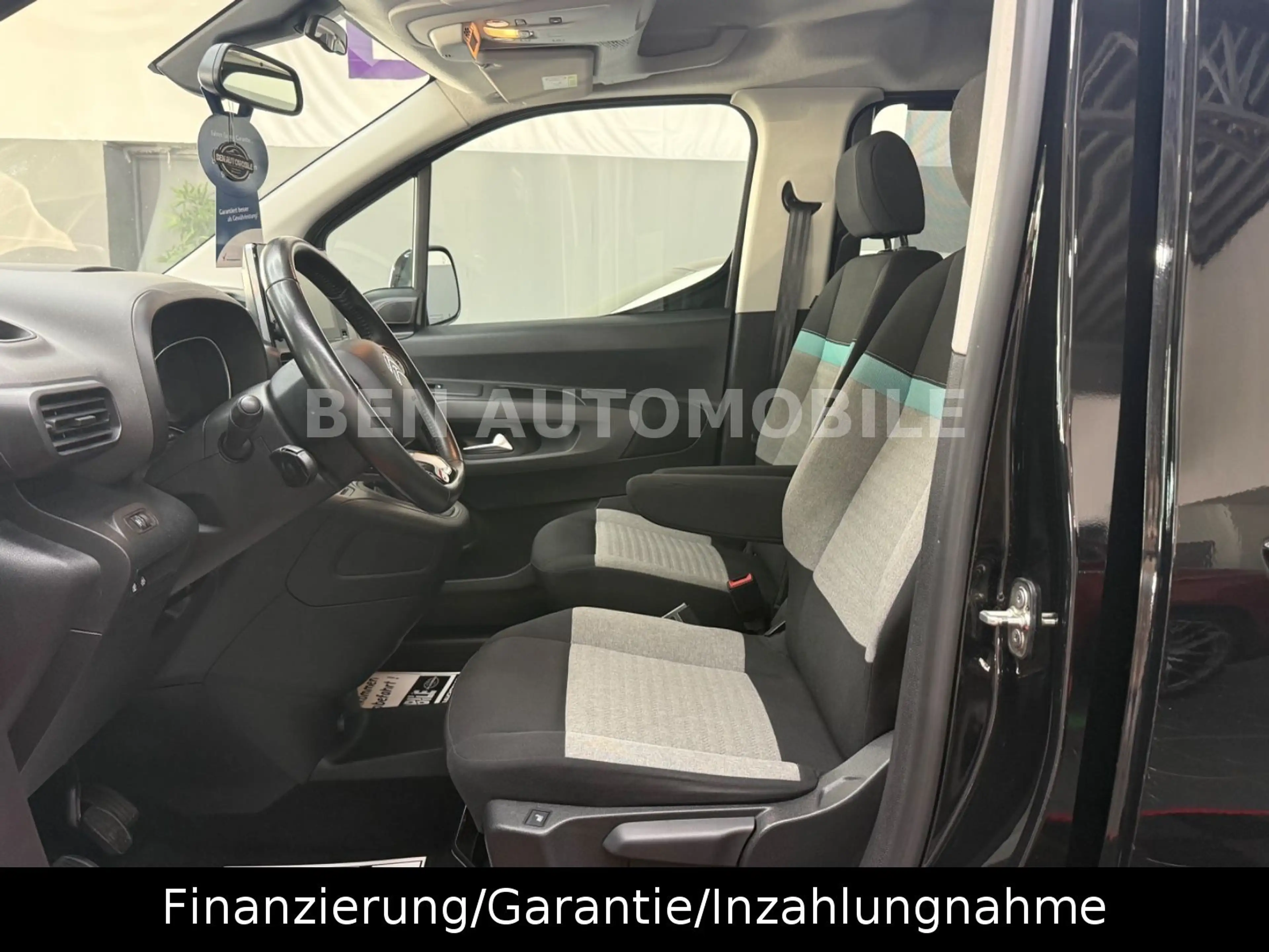Citroen Berlingo Feel M RFK*NAVI*SHZ*PDC* — photo 2