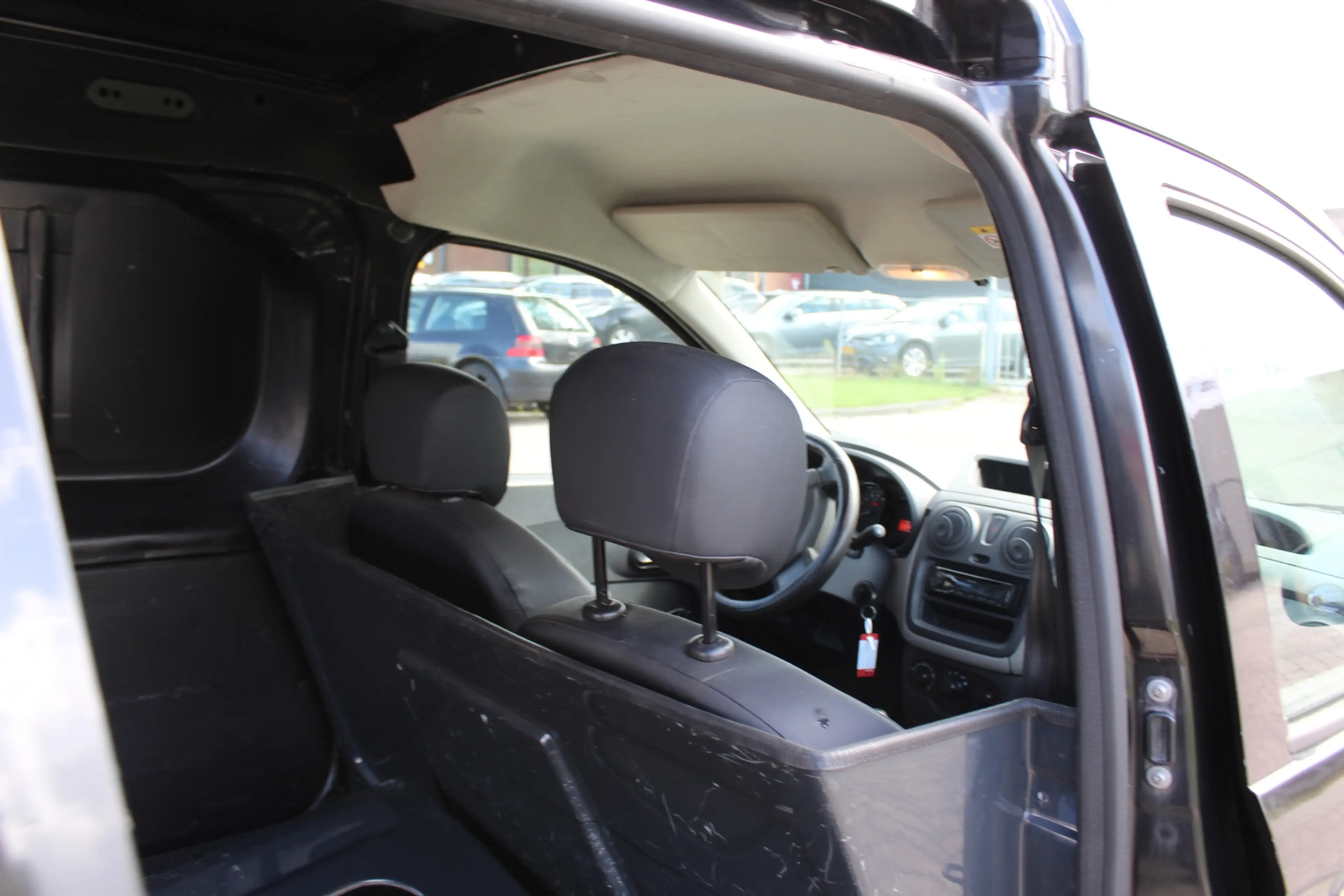 Dacia Dokker 1.6 MPI 100 Basic tekhaak BENZINE — photo 44