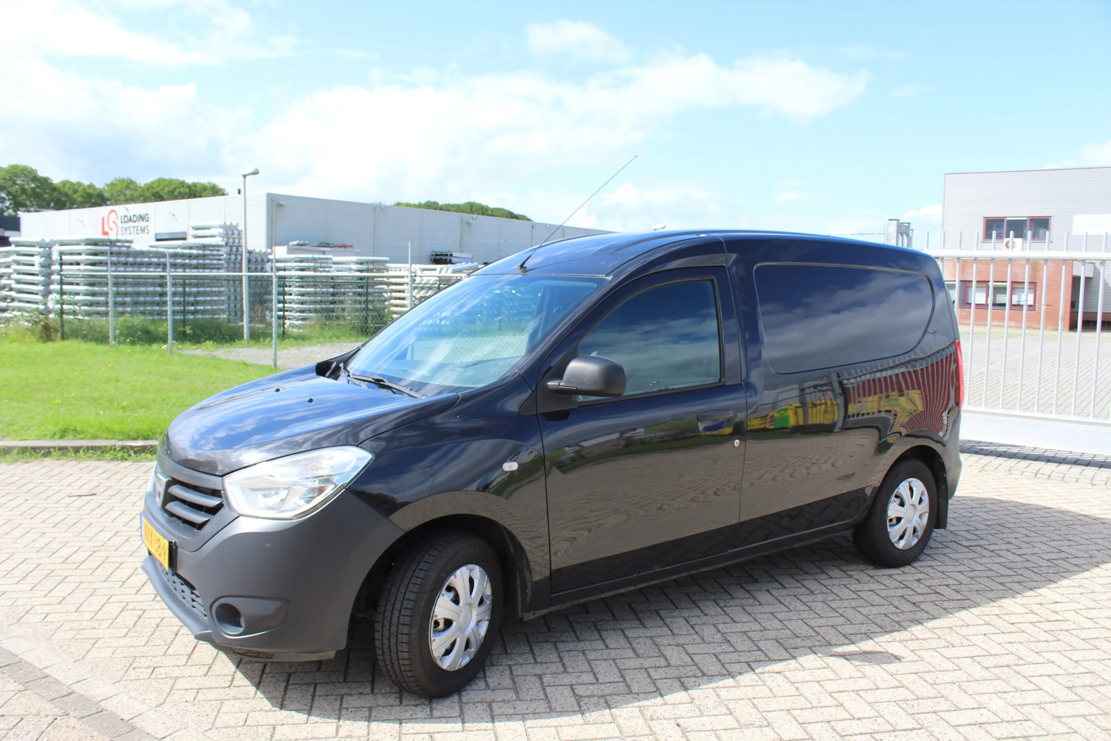 Dacia Dokker 1.6 MPI 100 Basic tekhaak BENZINE — photo 26