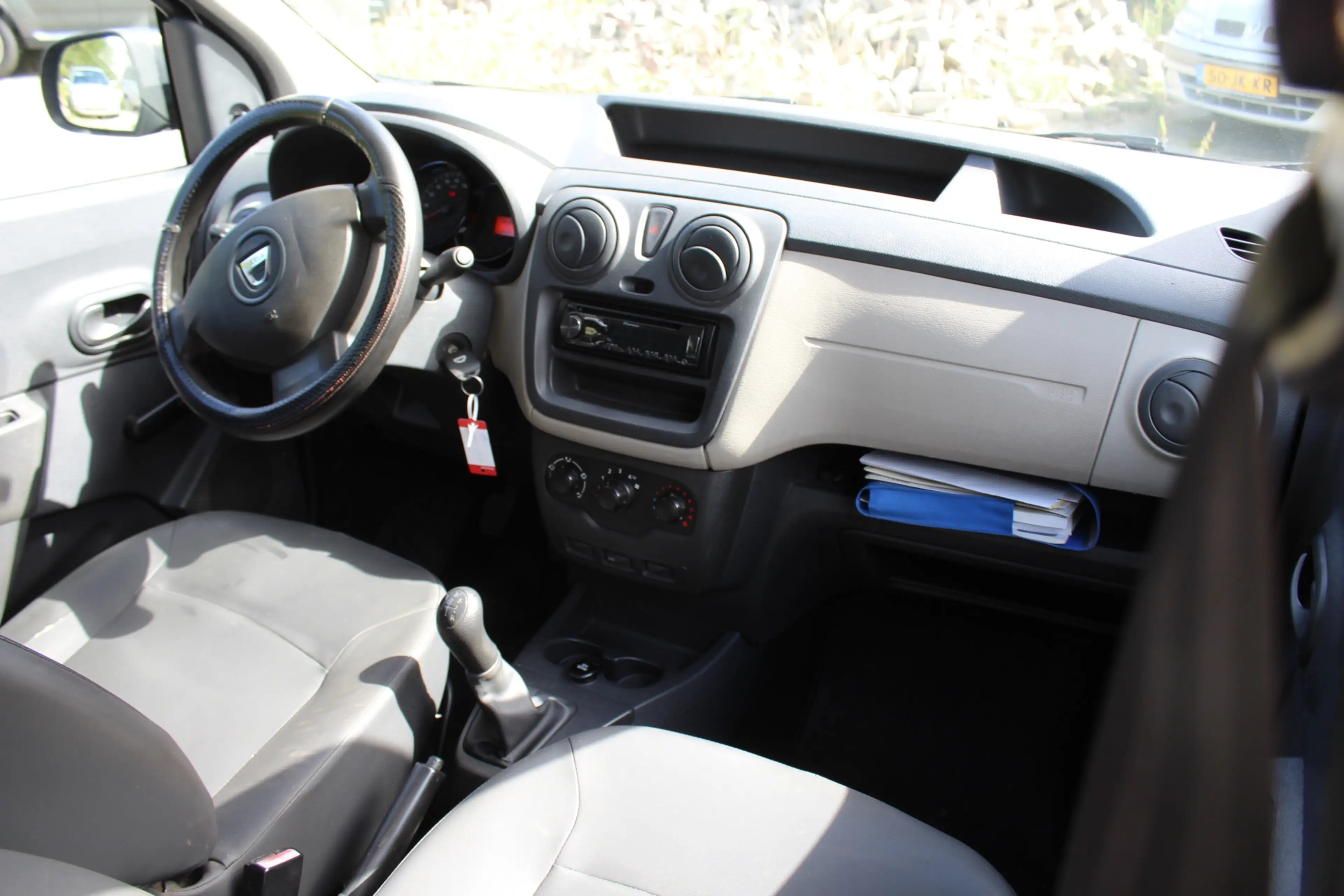 Dacia Dokker 1.6 MPI 100 Basic tekhaak BENZINE — photo 29
