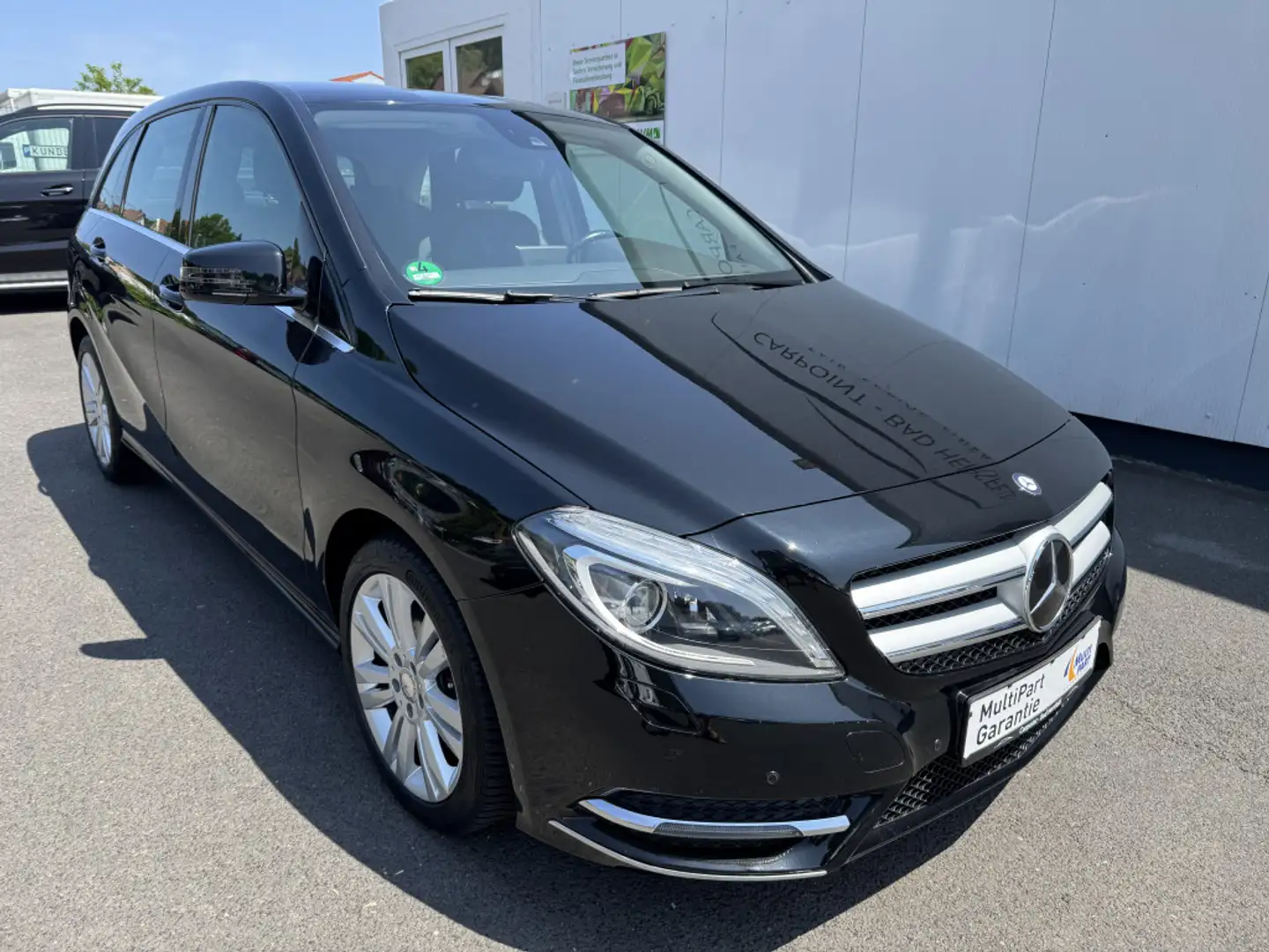Mercedes-Benz B 180 1.HAND  BIXENON  AUTOMATIK  TEIL-LEDER Schwarz - 2