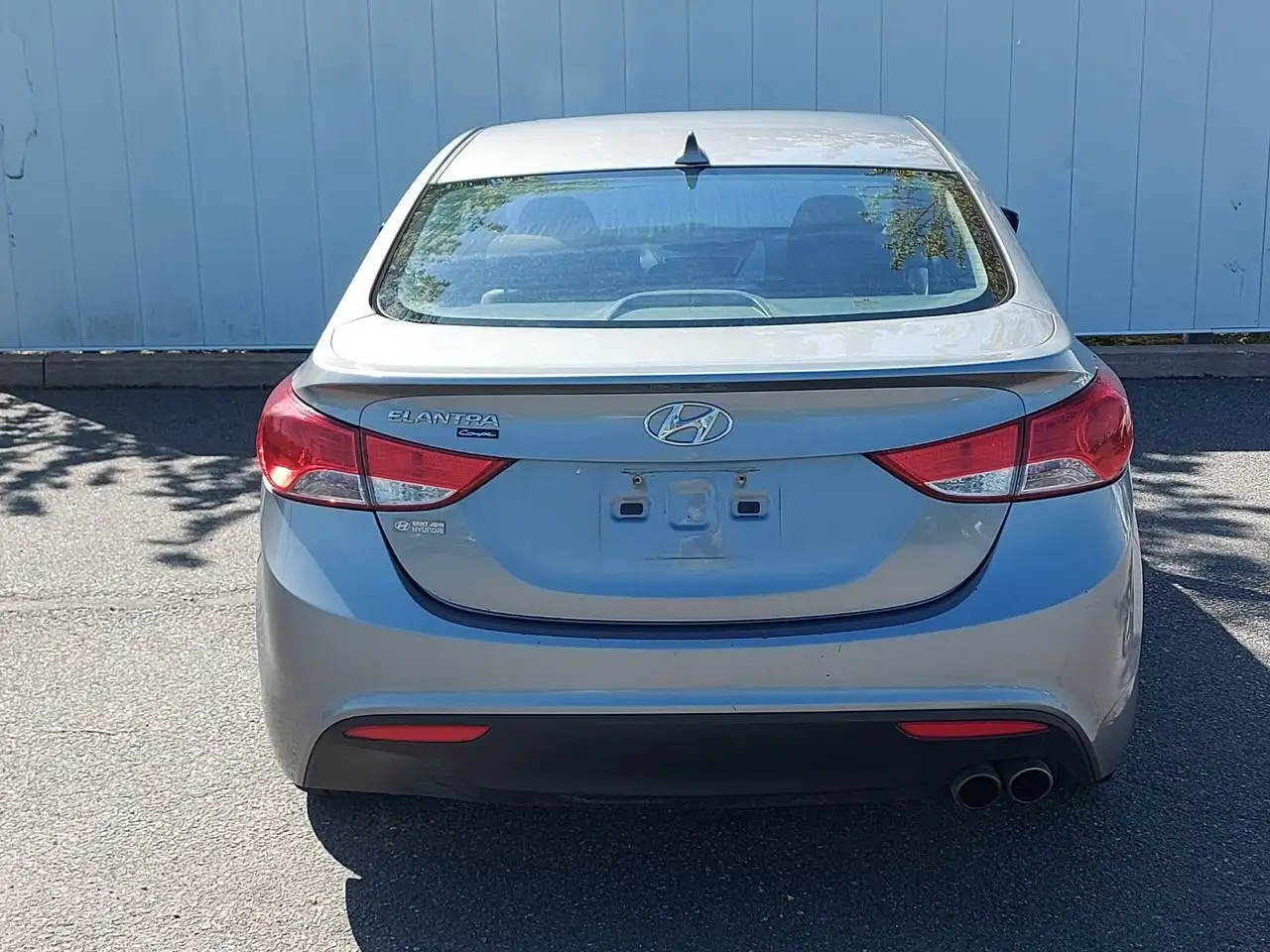 Hyundai ELANTRA снимка Hyundai ELANTRA
