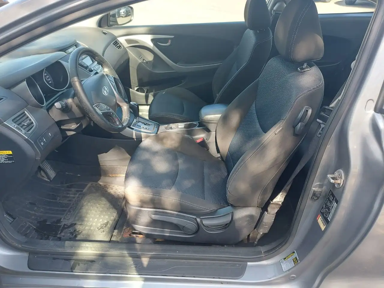 Hyundai ELANTRA снимка Hyundai ELANTRA