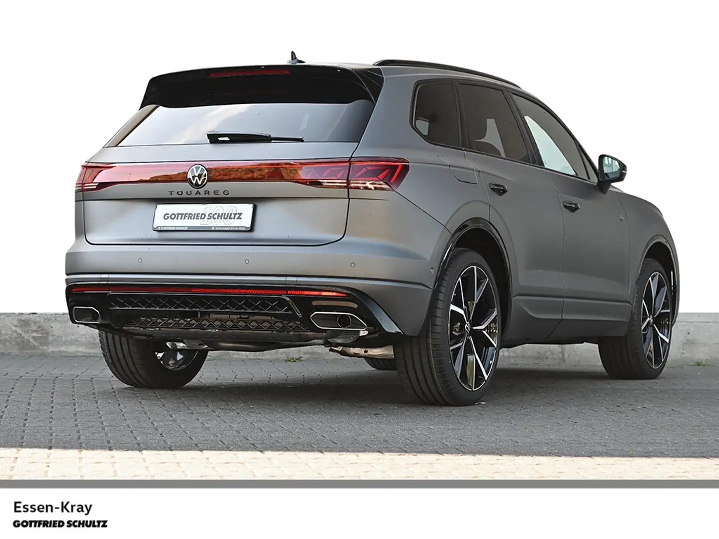 Volkswagen Touareg R-Line 3 0 l V6 TDI 4MOTION Black Style DYNAUDIO C Grau - 2