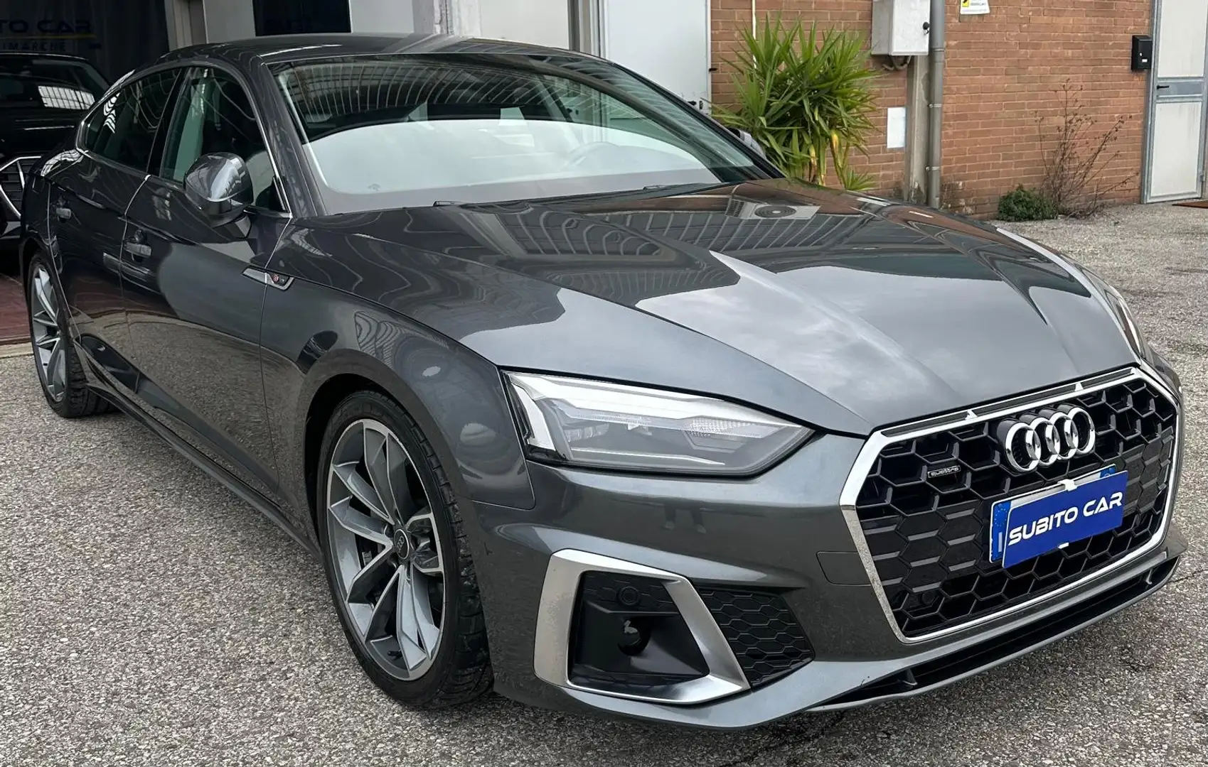 Audi A5 Sportback 40 2.0 tdi mhev S line quattro 204cv Grigio - 1