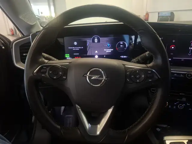 Opel Mokka-E view 14
