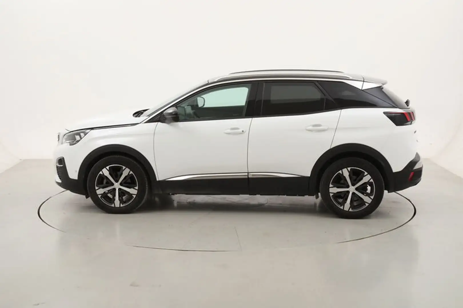 Peugeot 3008 Allure EAT8 1.5 Diesel 131CV Bianco - 2