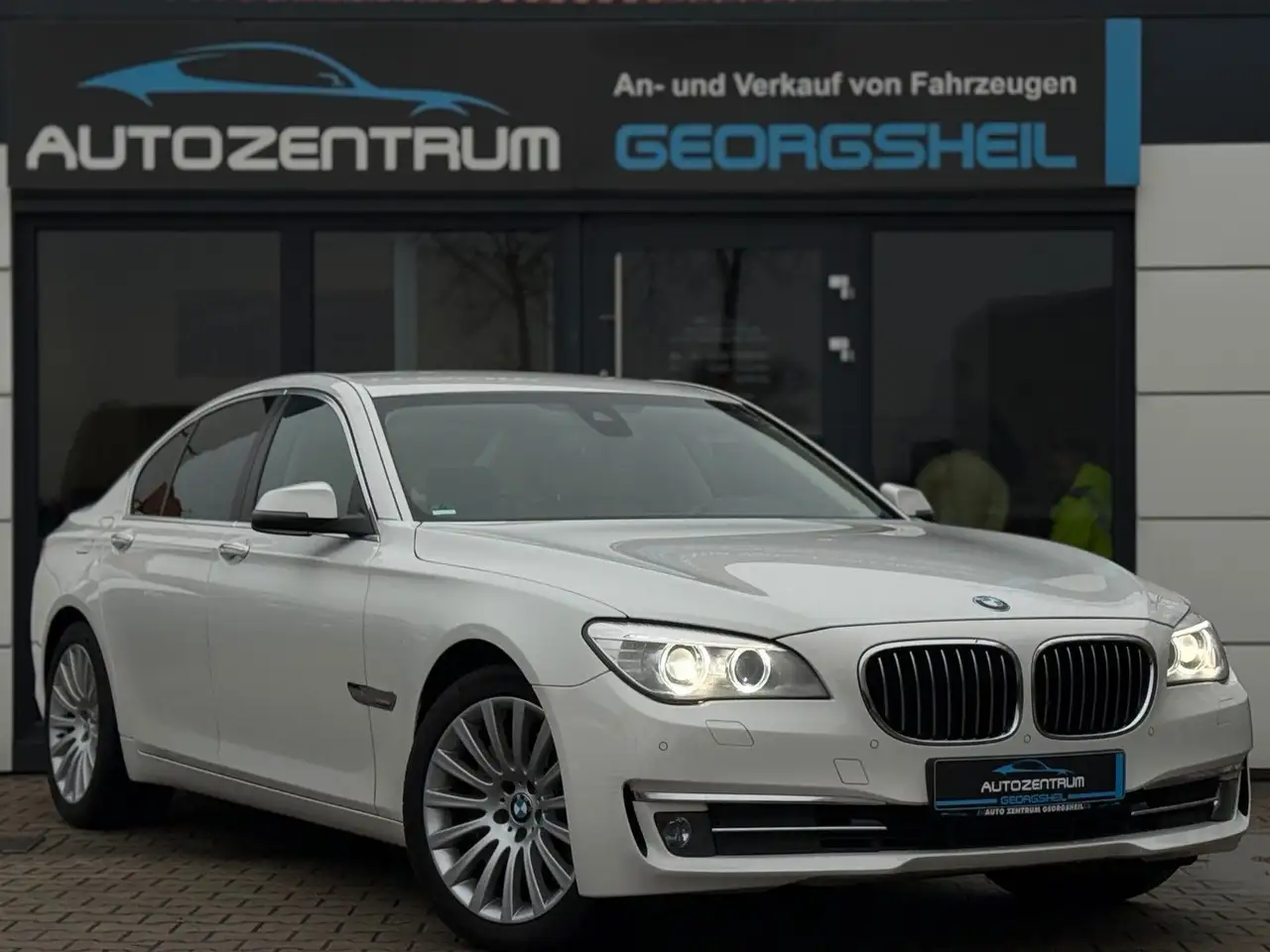 BMW 730
