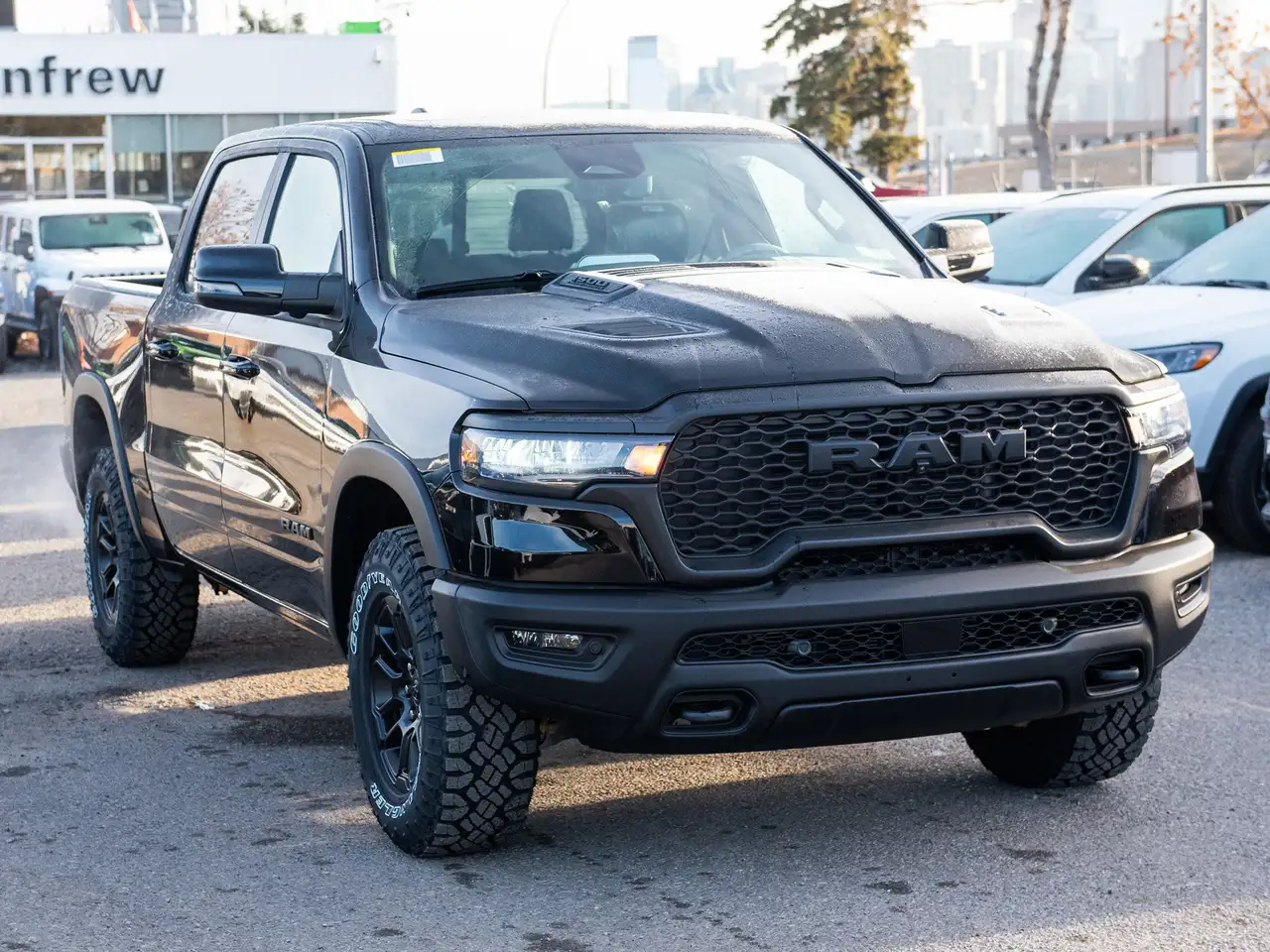 RAM 1500 снимка RAM 1500