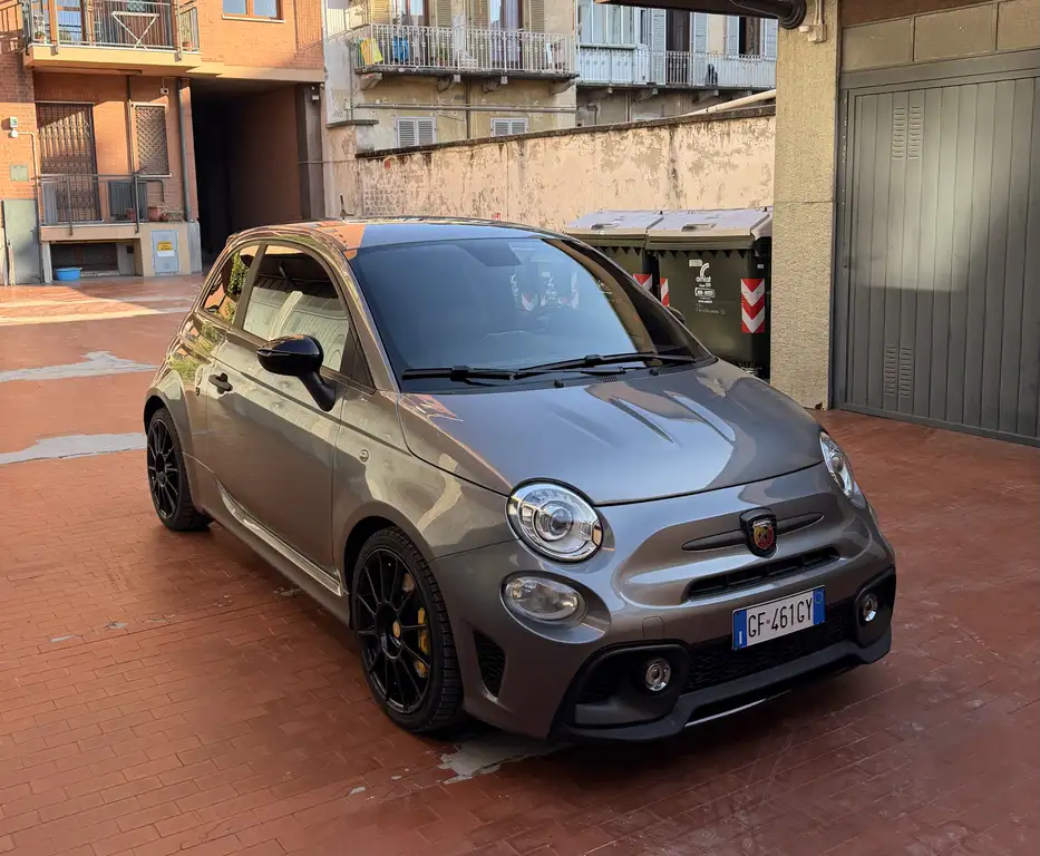 Abarth 595 Competizione 2020 из Европы — купить под ключ