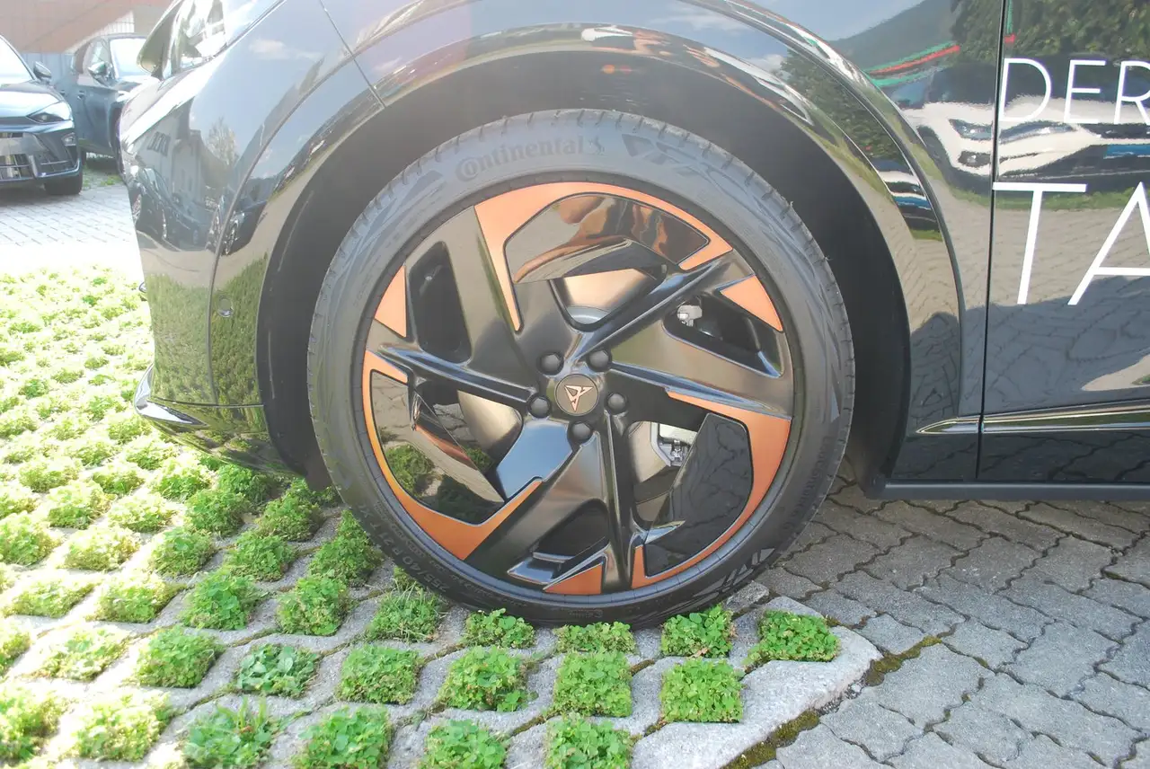 CUPRA Tavascan 2026