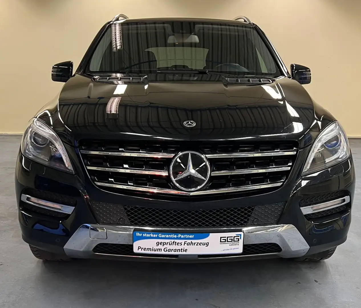 Mercedes-Benz ML 350 CDI AHK+LUFTFERDER+NAVI+PANO Noir - 2