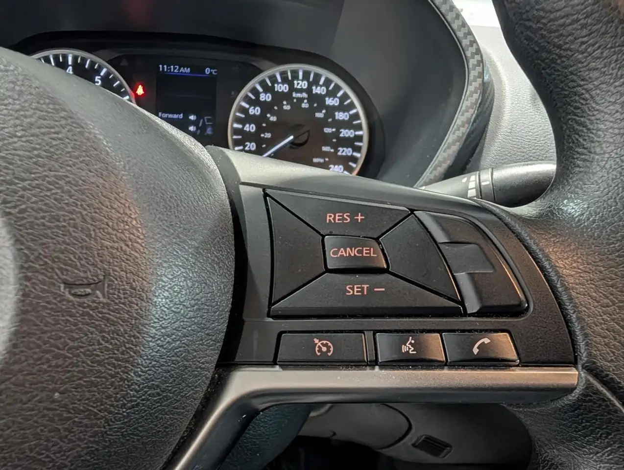 Nissan Sentra снимка Nissan Sentra