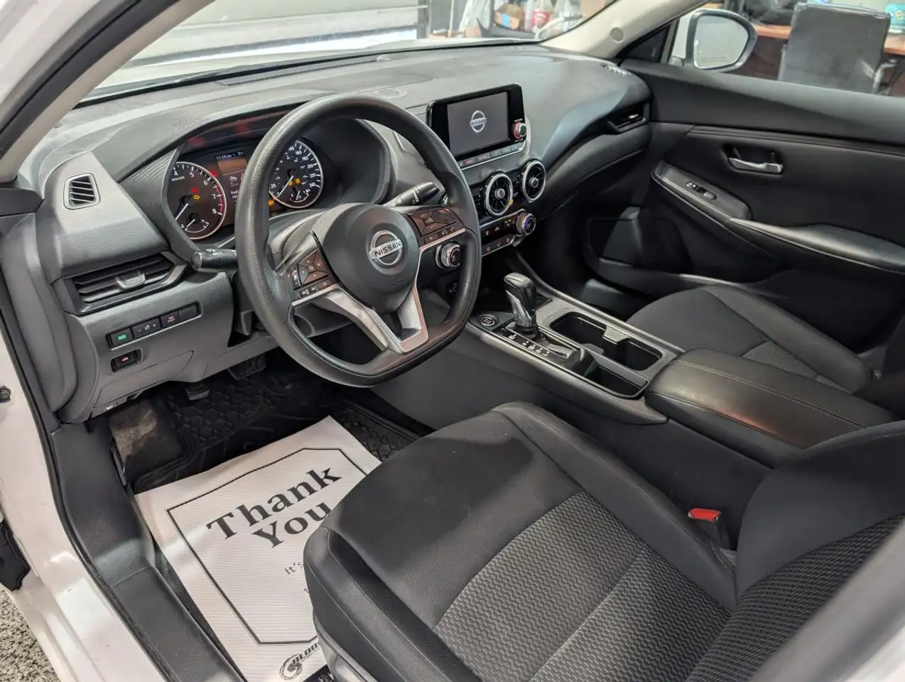 Nissan Sentra снимка Nissan Sentra