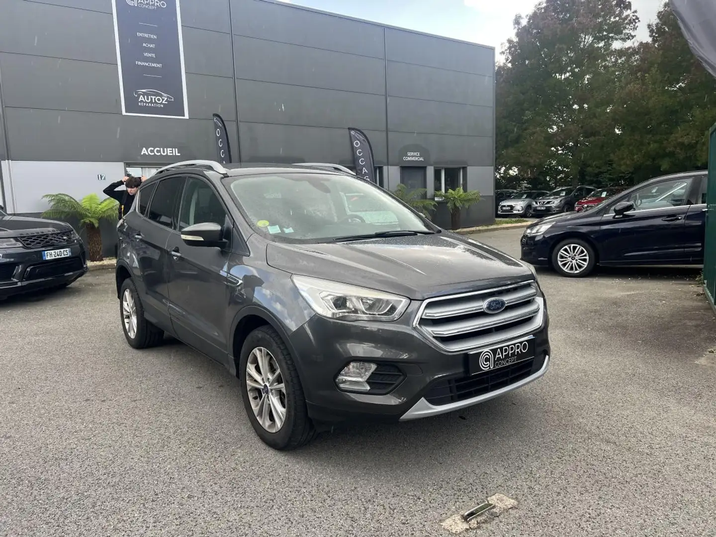 Ford Kuga Kuga 2.0 TDCi - 150 4x2  Titanium PHASE 2 Gris - 2