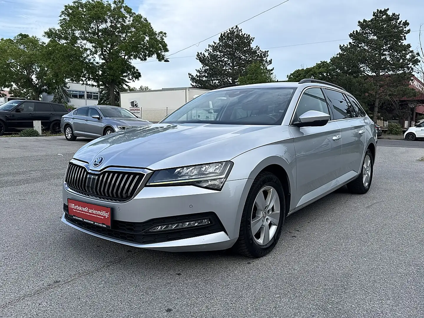 Skoda Superb Kombi 2,0 TDI Ambition DSG / VIRTUAL COCKPIT / ... Silber - 1