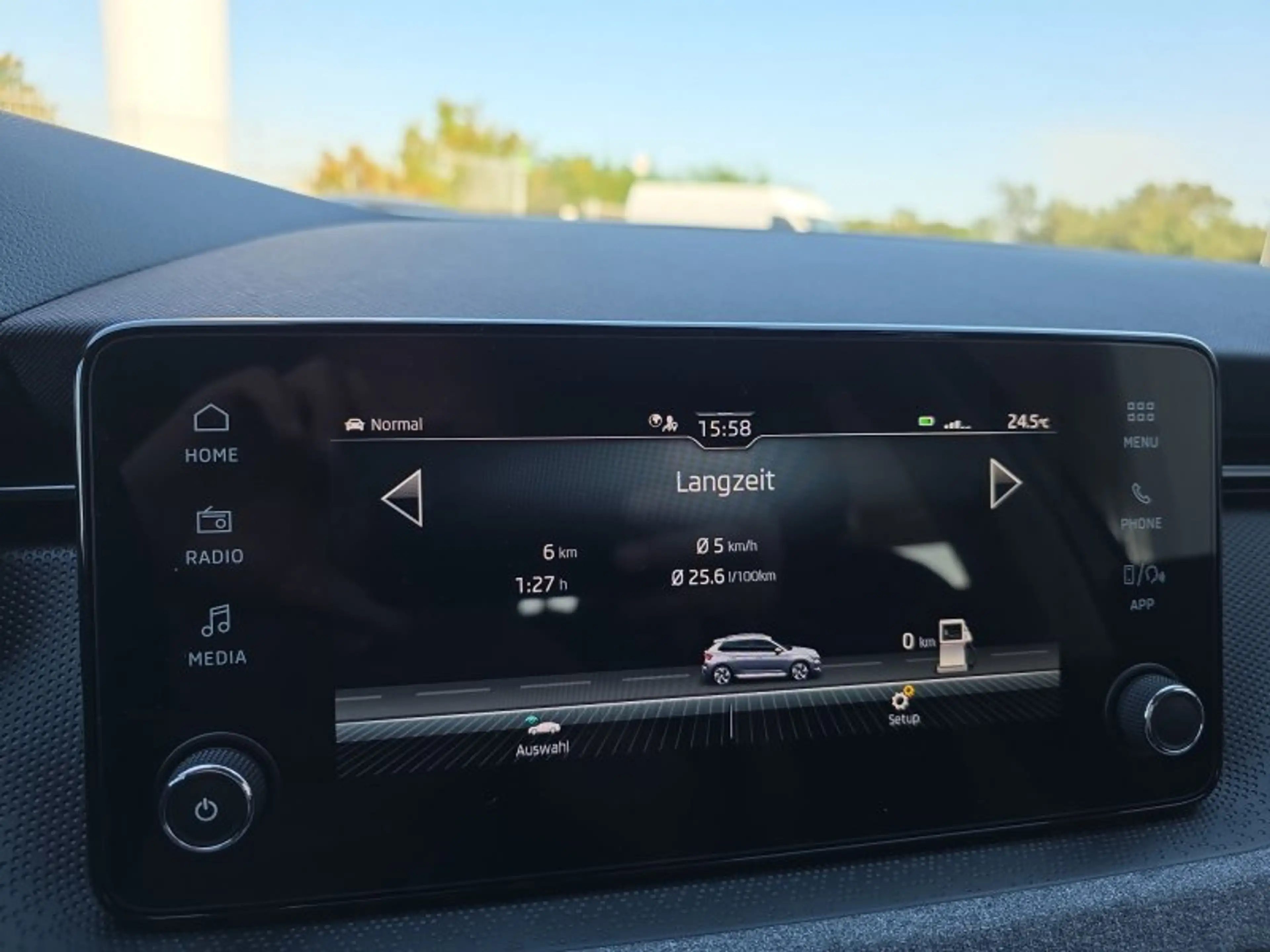 Skoda Kamiq Selection 1,5TSI DSG AHK/Kamera/LED/Kessy/Winterp. — photo 37