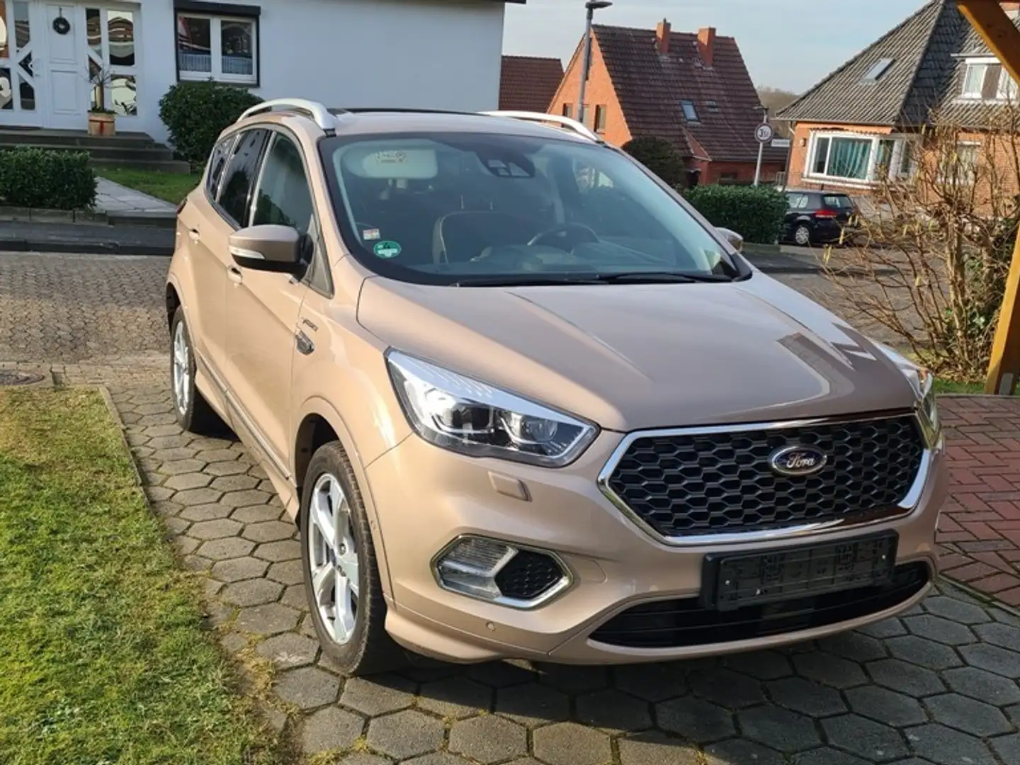 Ford Kuga 1.5 EcoBoost 4x4 Aut. Vignale Bronce - 1