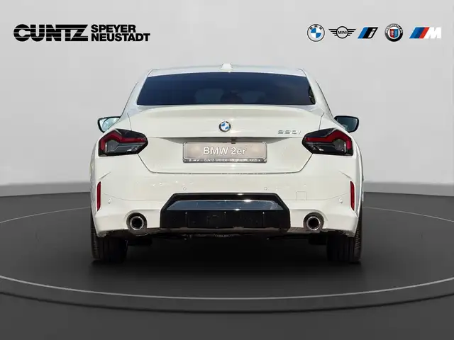BMW 2 Series view 7