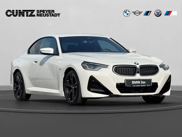 BMW 2 Series view 4