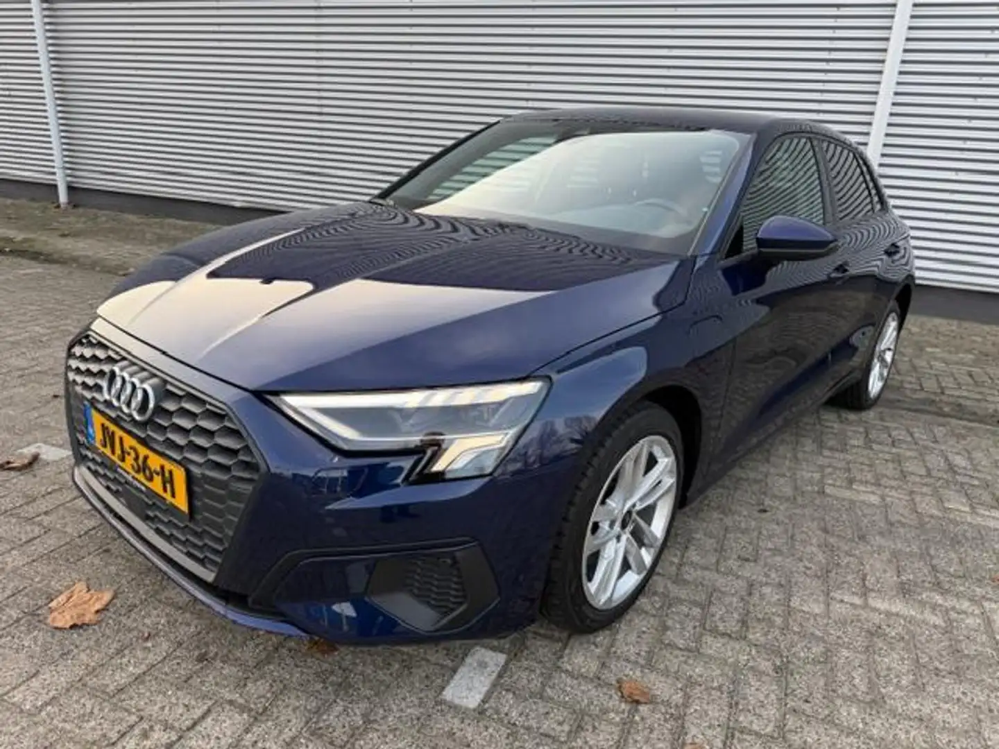 Audi A3 Sportback 40 TFSI e Advanced edition,trekhaak,Carp Blau - 2
