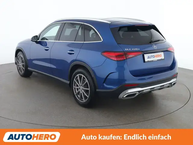 Mercedes-Benz GLC 220 GLC 220 d Mild-Hybrid 4Matic AMG Line Ansicht 4