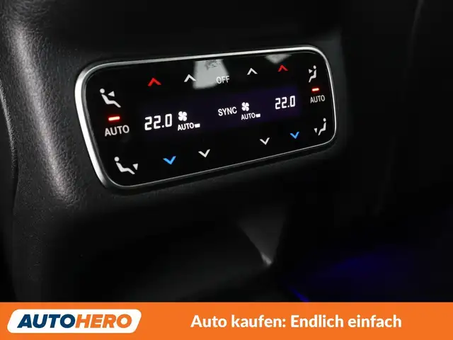 Mercedes-Benz GLC 220 GLC 220 d Mild-Hybrid 4Matic AMG Line Ansicht 34