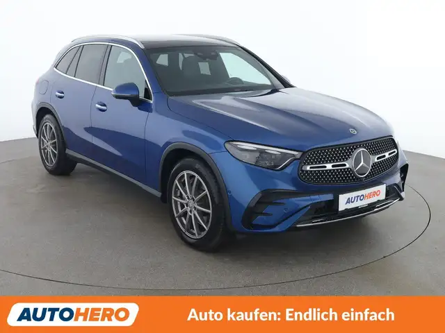 Mercedes-Benz GLC 220 GLC 220 d Mild-Hybrid 4Matic AMG Line Ansicht 8