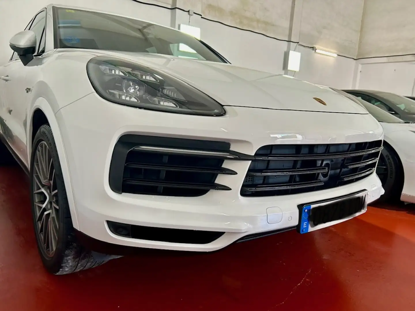 Porsche Cayenne E-Hybrid Aut. Blanc - 1