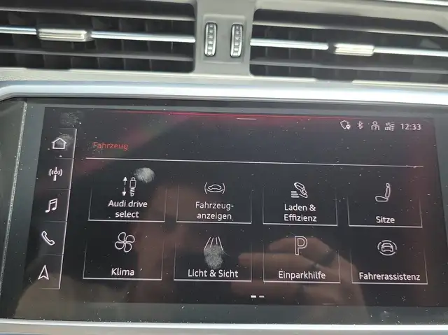 Audi A6 view 14