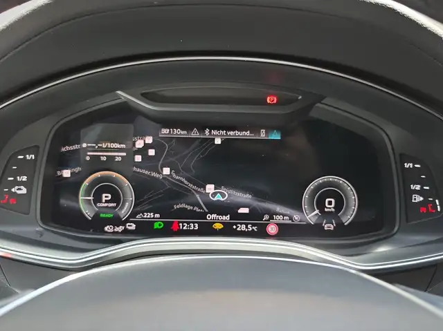 Audi A6 view 10