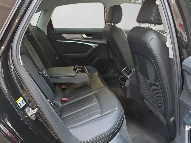 Audi A6 view 6