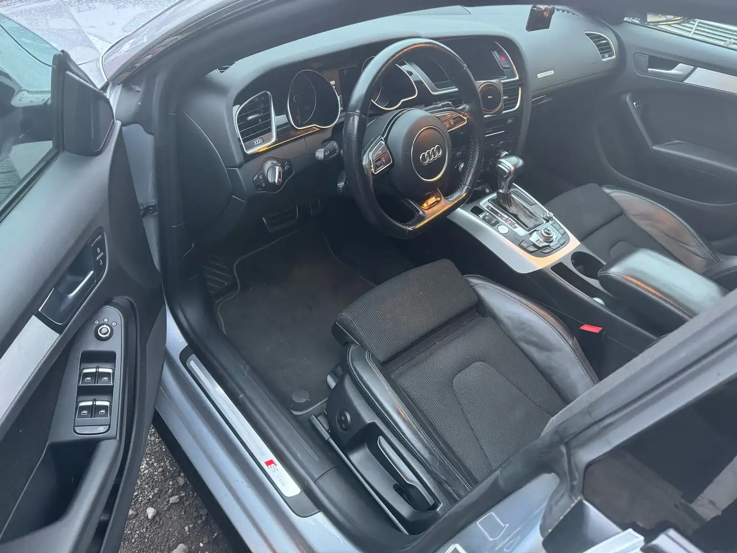 Audi A5 2.0 TDI / quattro / VOLLAUSSTATTUNG / FINANZIERUNG Grau - 2