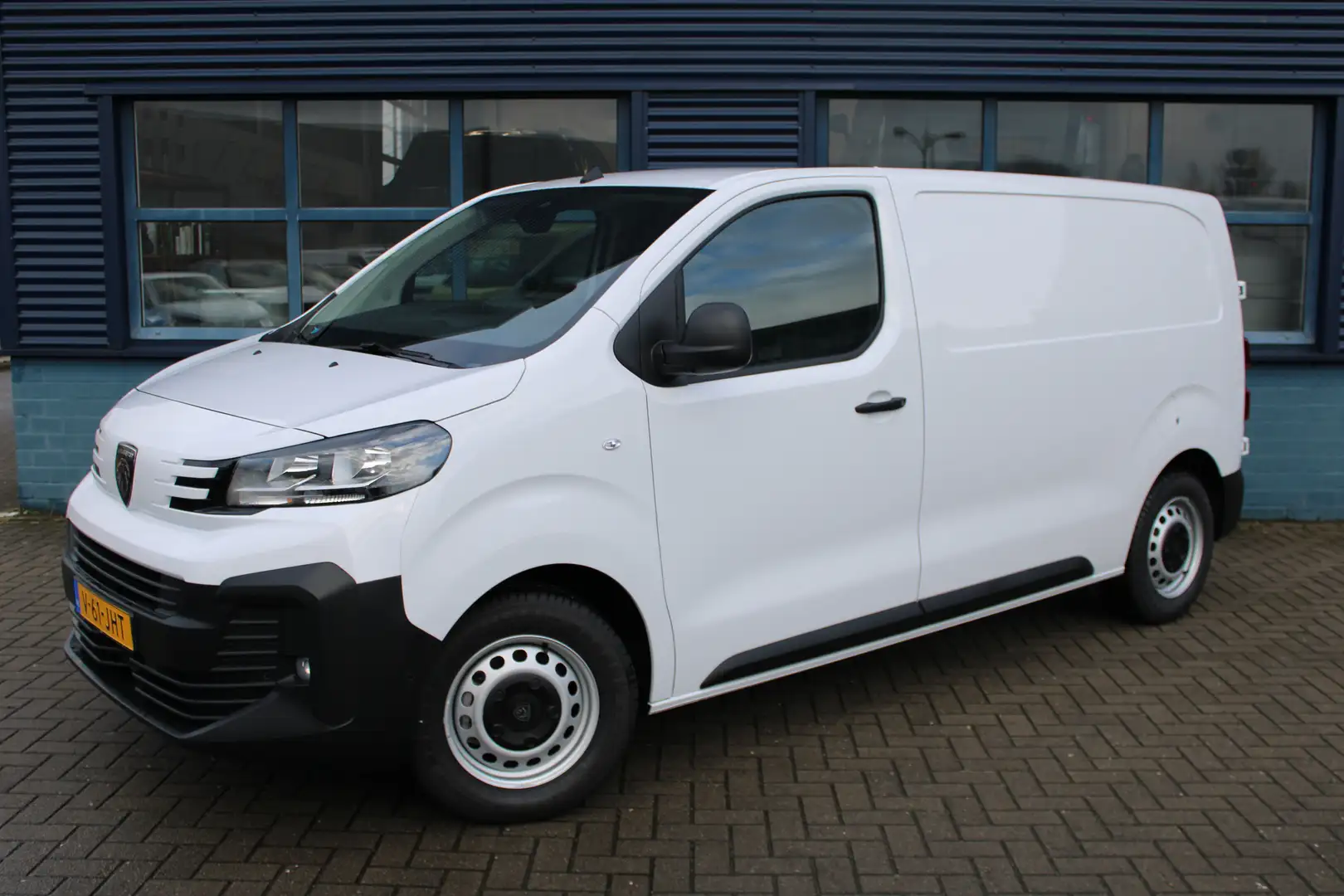 Peugeot Expert L2 2.0 BlueHDI 145 PK Wit - 1