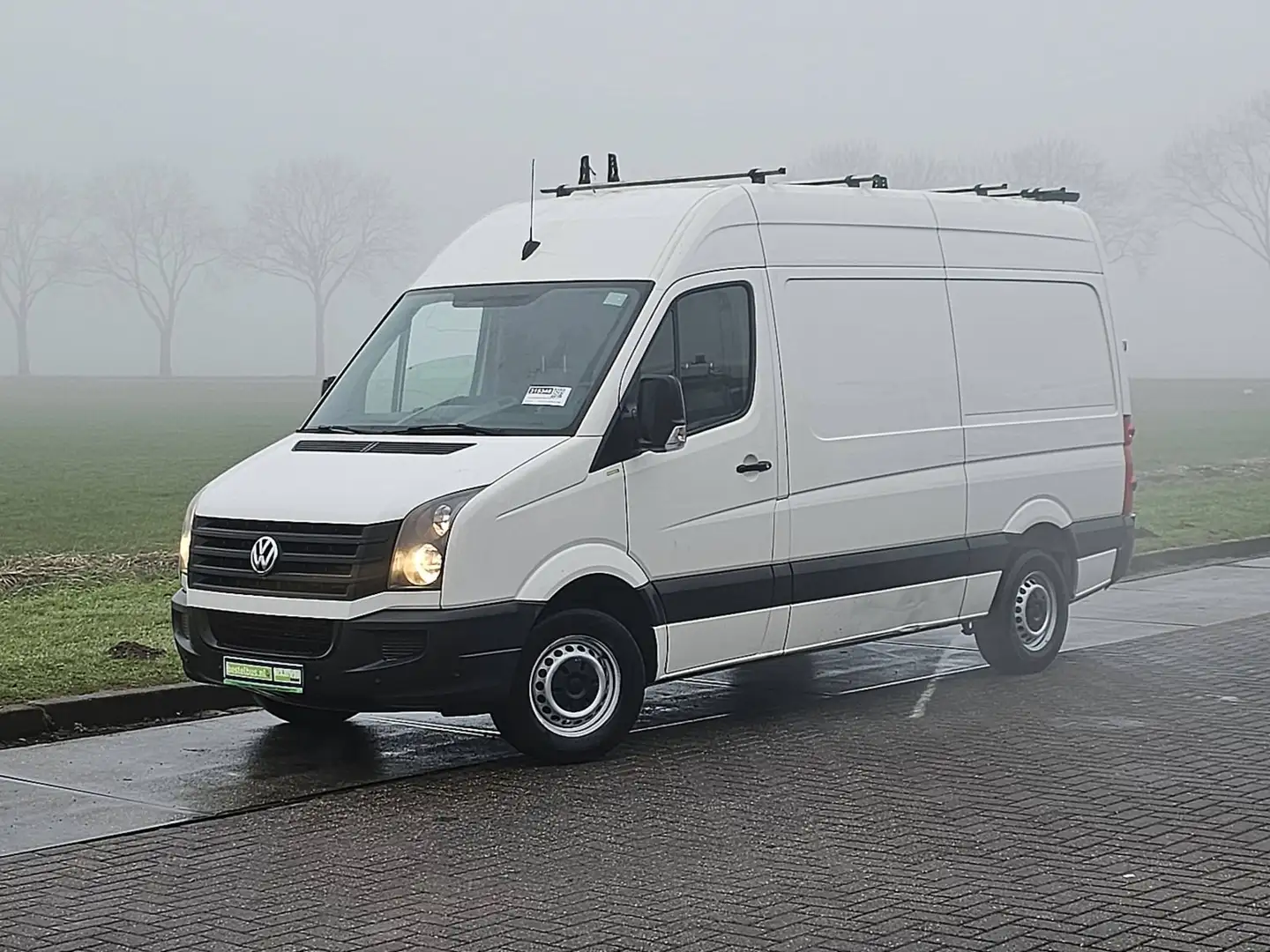 Volkswagen Crafter 35 2.0 L2H2 Airco Trekhaak! Wit - 2