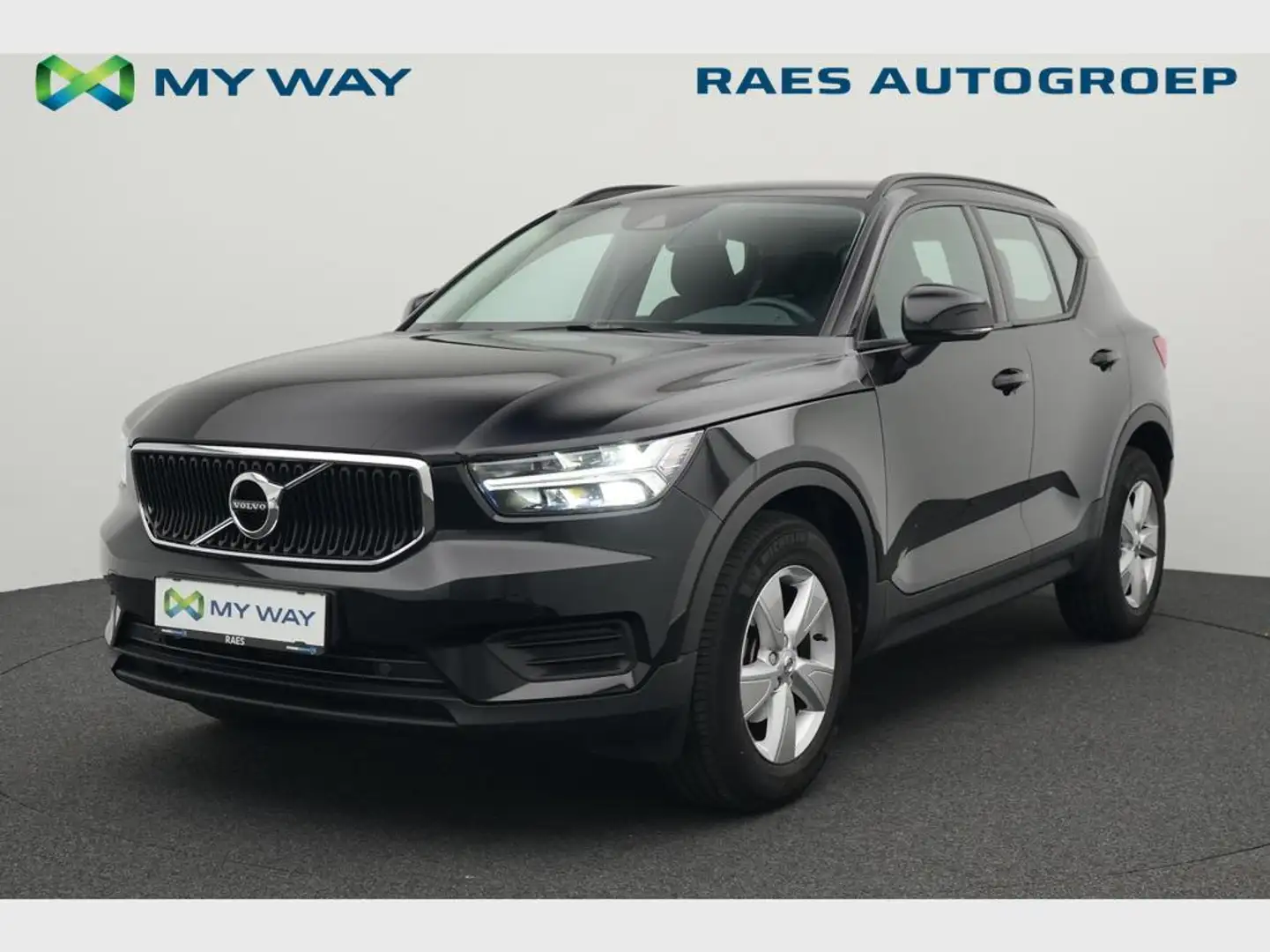 Volvo XC40 1.5 T2 Momentum Core Black - 1