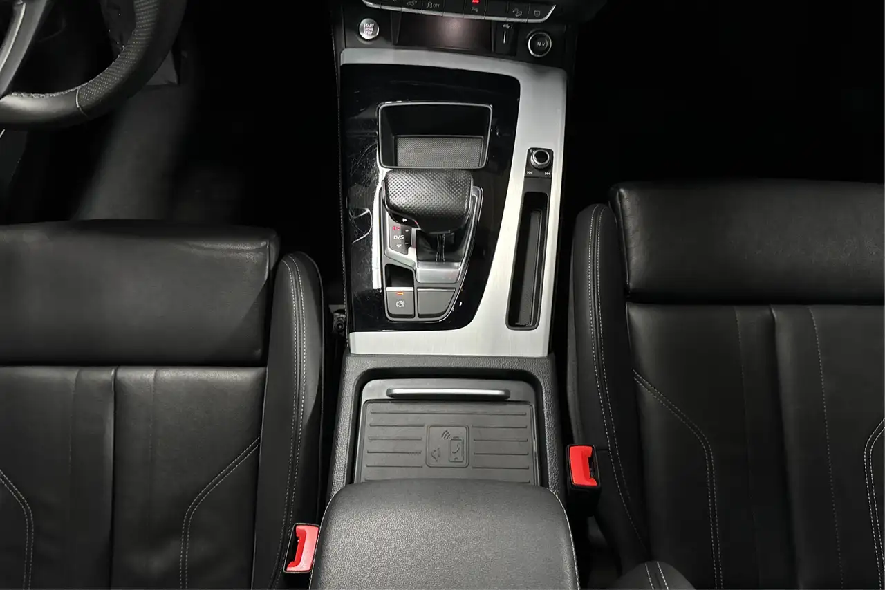 Audi Q5 photo Audi Q5