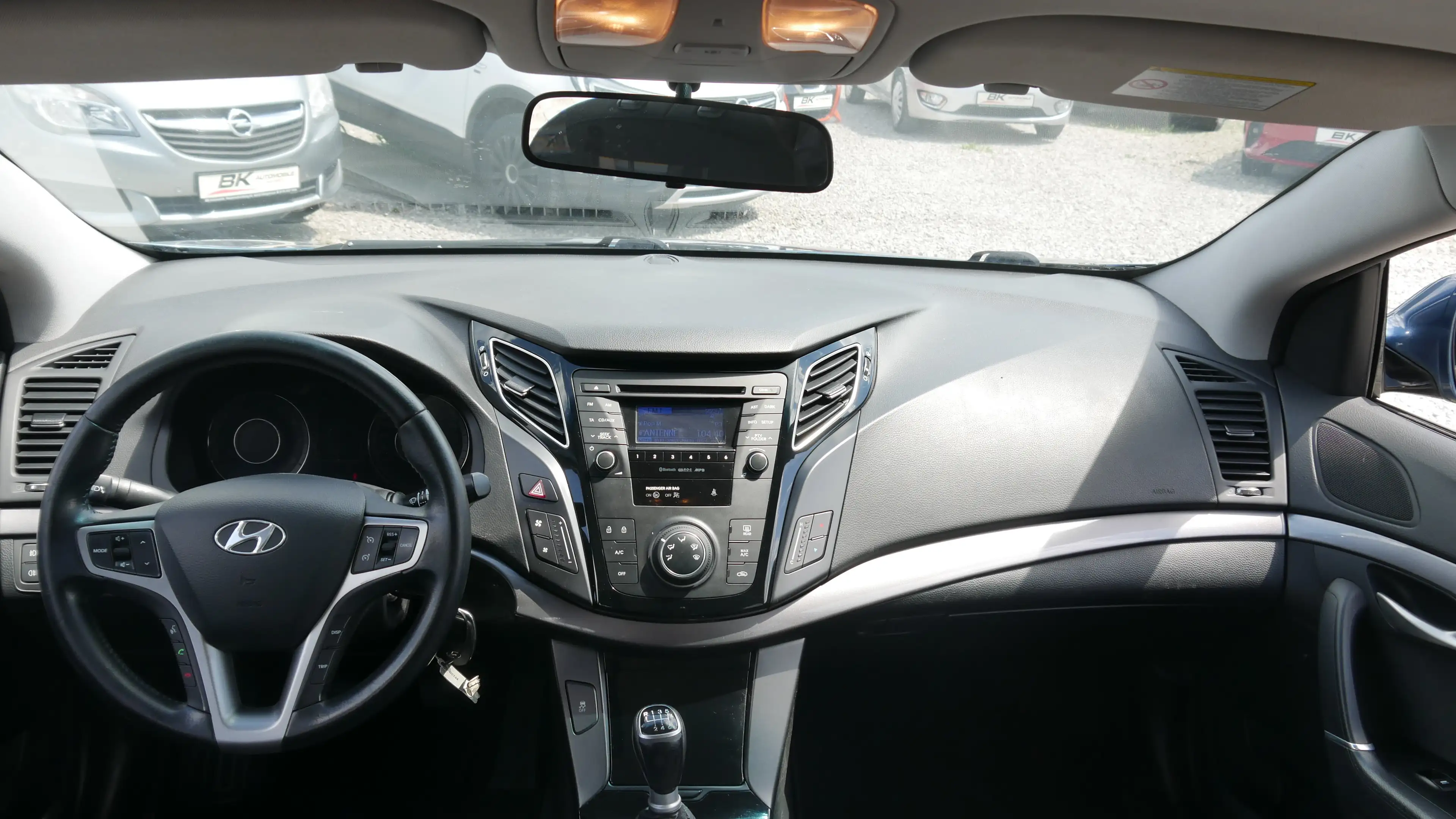 Hyundai i40 TÜV,- Kundendienst Neu Klima Tempomat AUX USB — photo 10