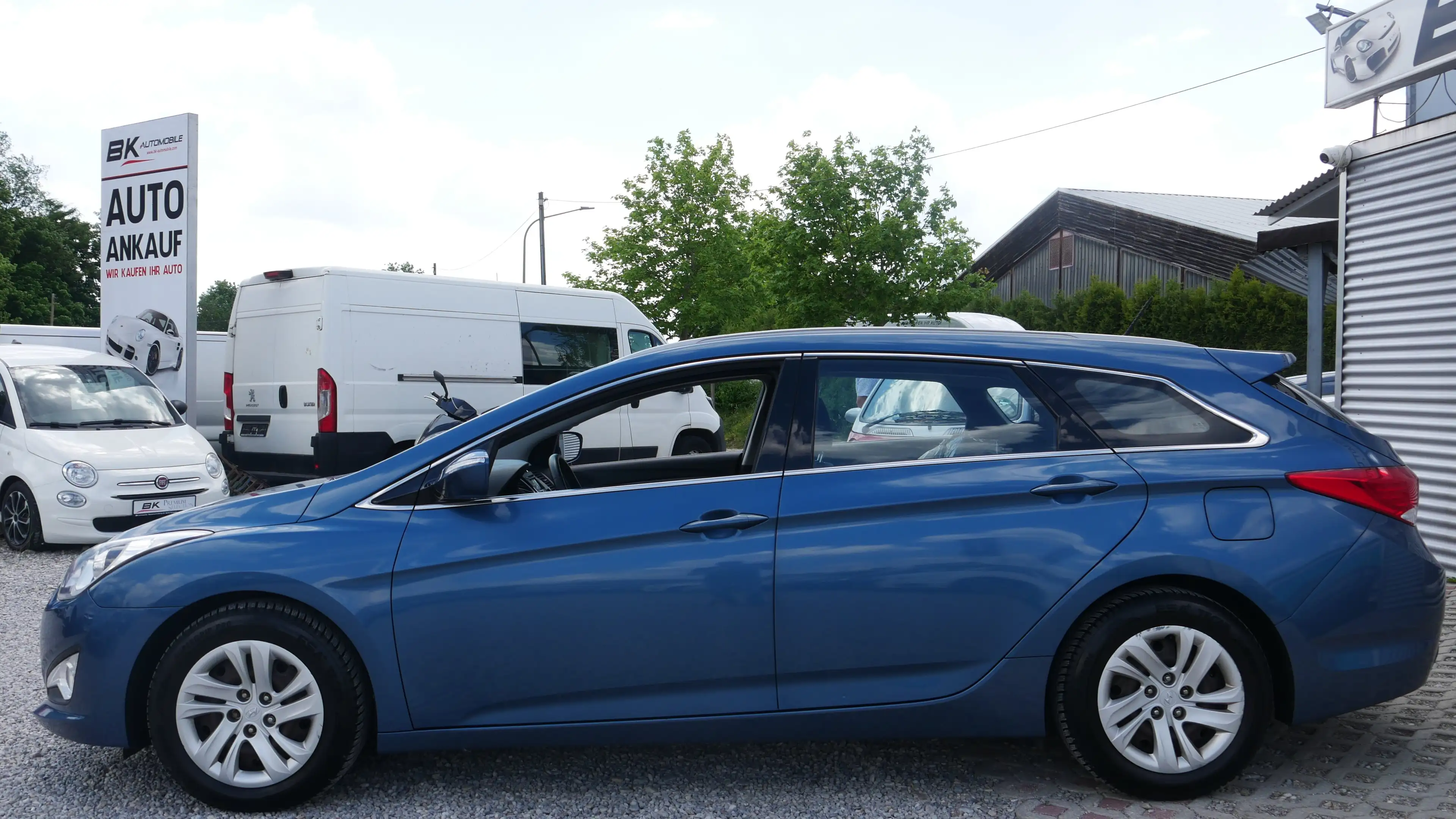 Hyundai i40 TÜV,- Kundendienst Neu Klima Tempomat AUX USB — photo 6
