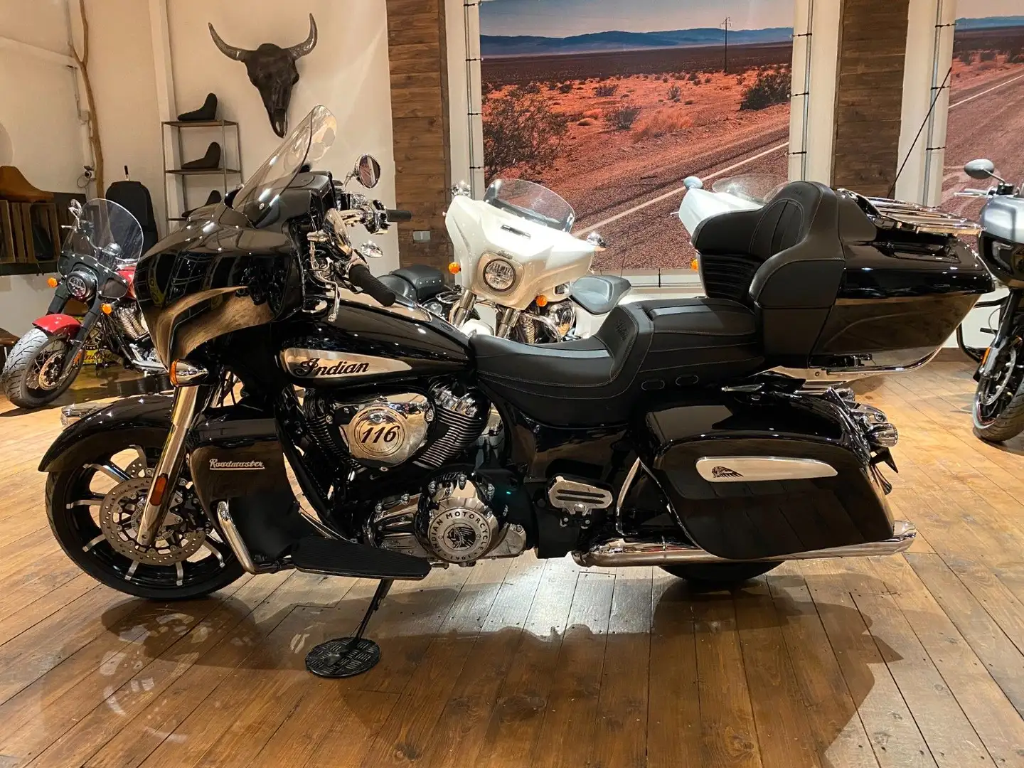 Indian Roadmaster Limited 100 Jahre (EUR 1.000/2,99 %) Чорний - 2