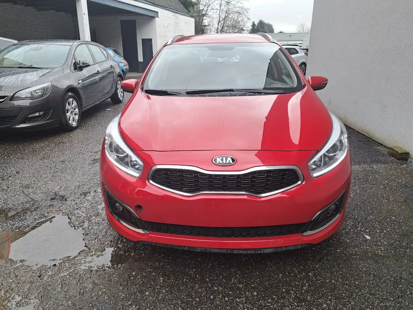 Kia Ceed / cee'd Cee'D 1.4i World Edition 12 MOIS DE GARANTIE Gris - 1